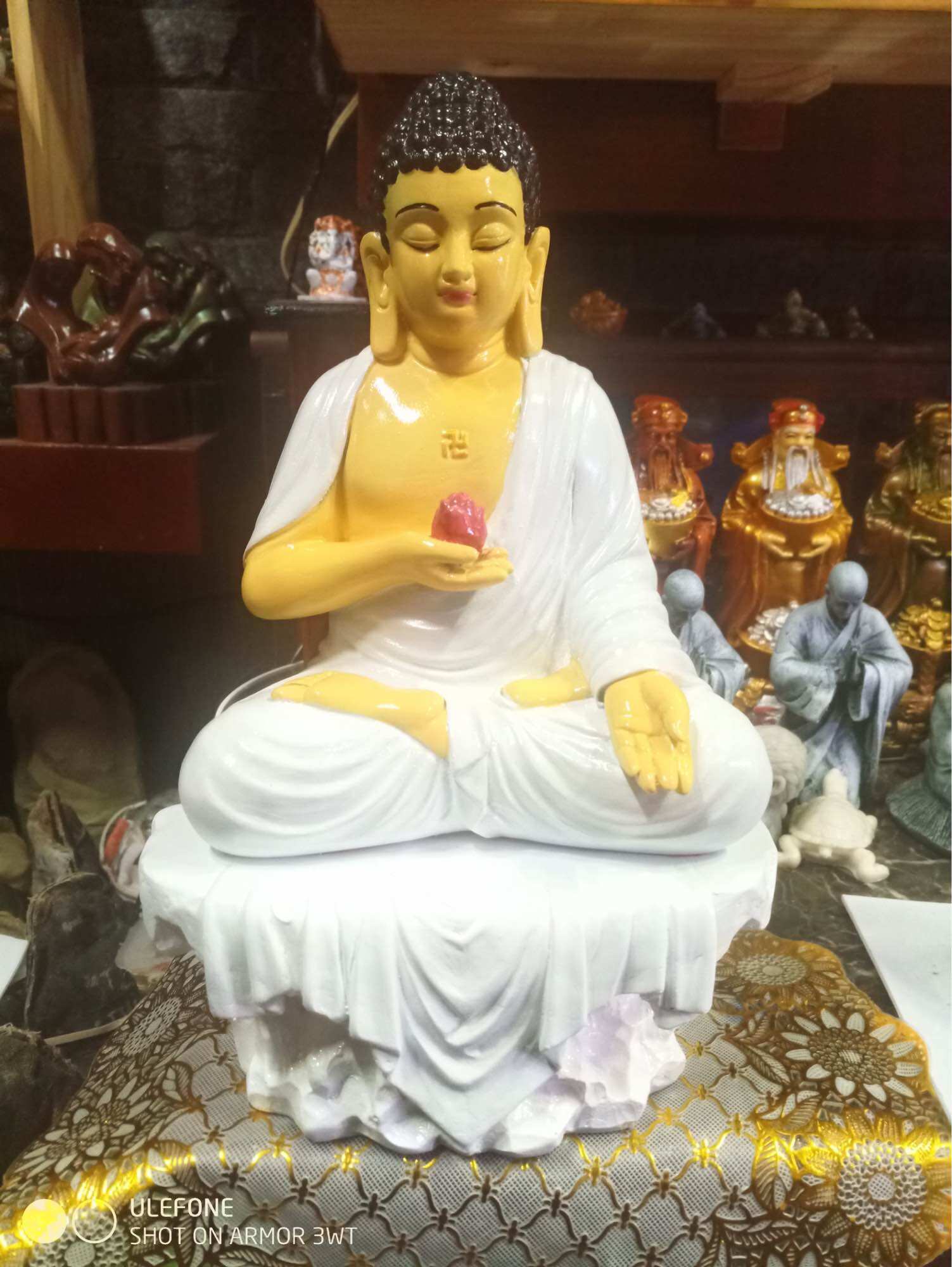 Tượng đức phật a di đà cao 32cm kèm đế.