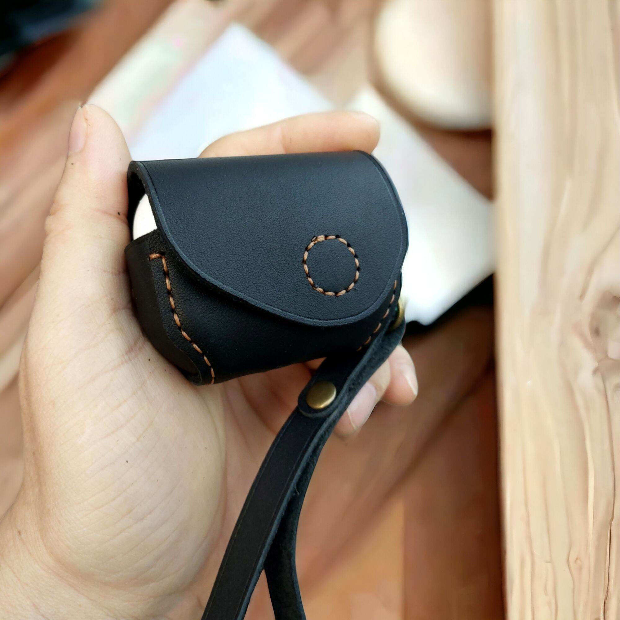 AirPods Pro Leather Case with Magnetic Buttons with Cord (Genuine Leather)