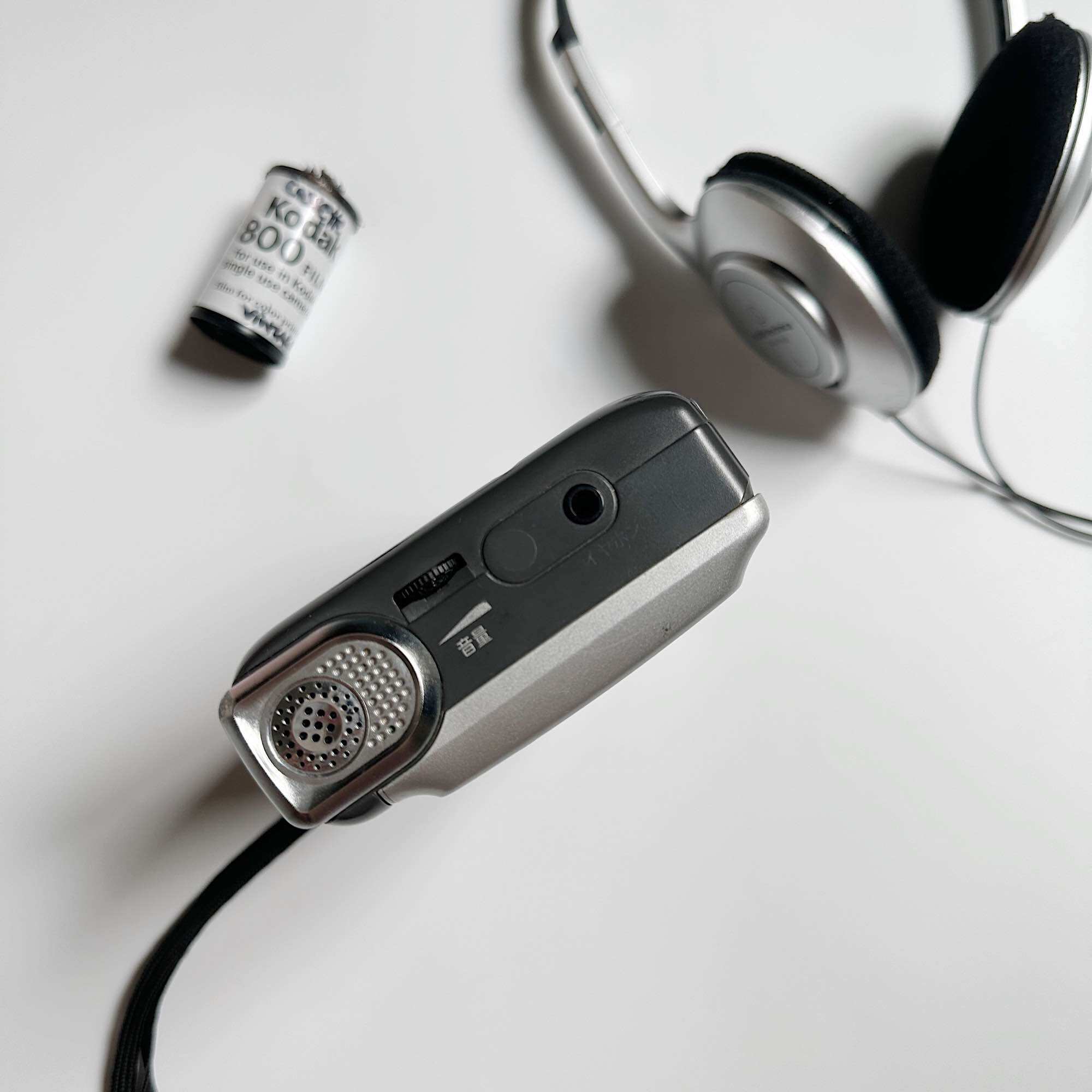 Máy cassette cầm tay Panasonic RQ-L11
