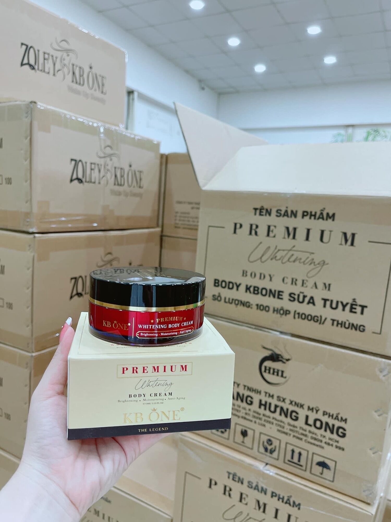 Kem dưỡng trắng da toàn thân ban ngày kb one 200g kb one day 200g
