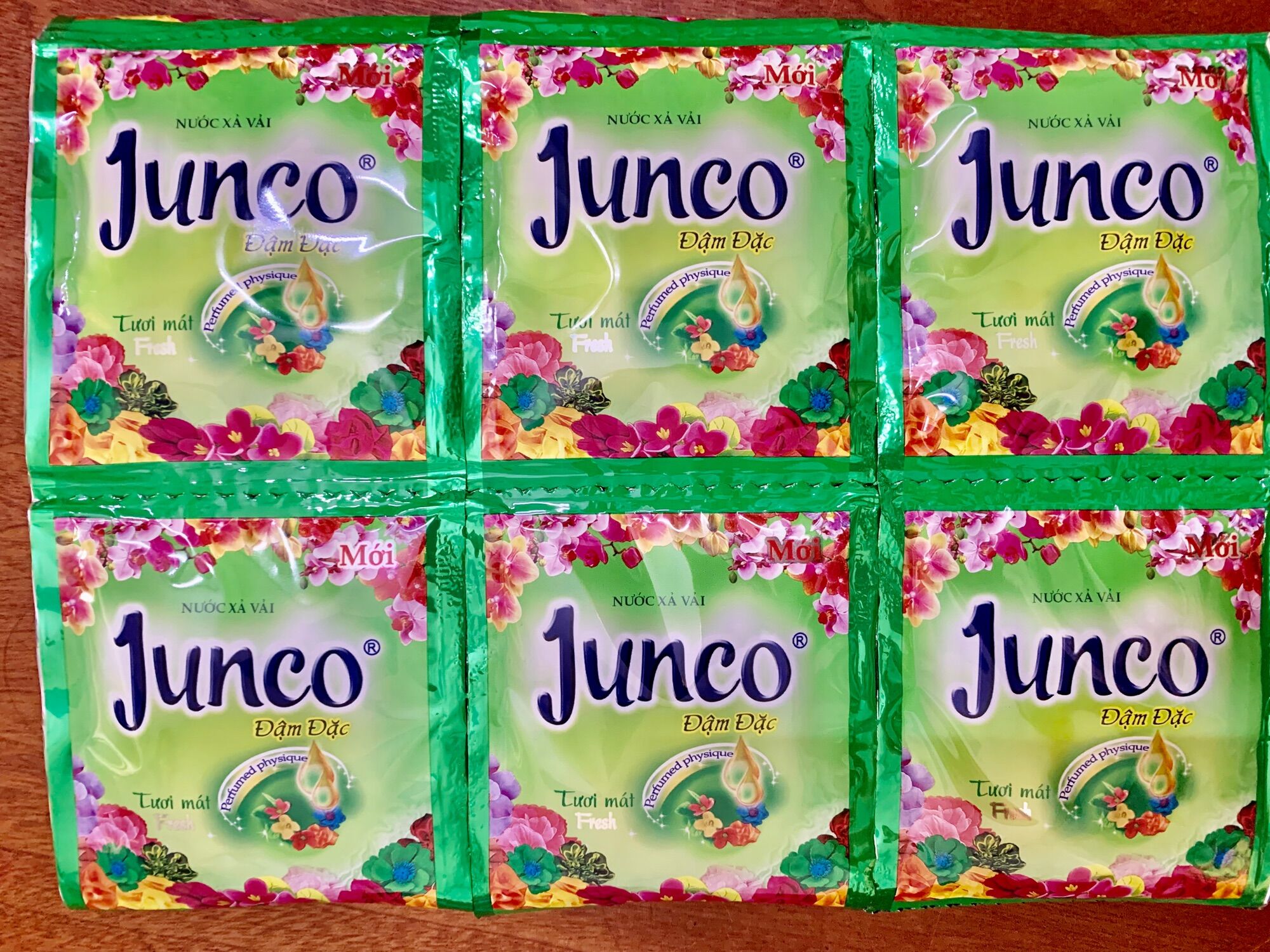 Nước xả vải Junco tươi mát Fresh 30gói
