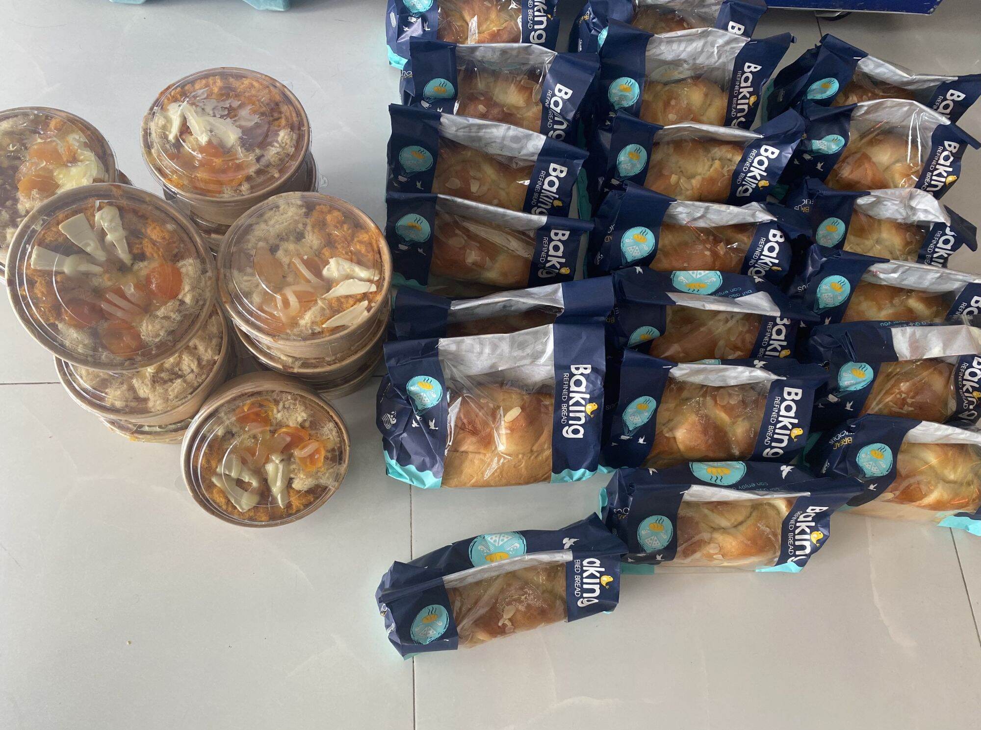 Bánh bông lan trứng muối chà bông