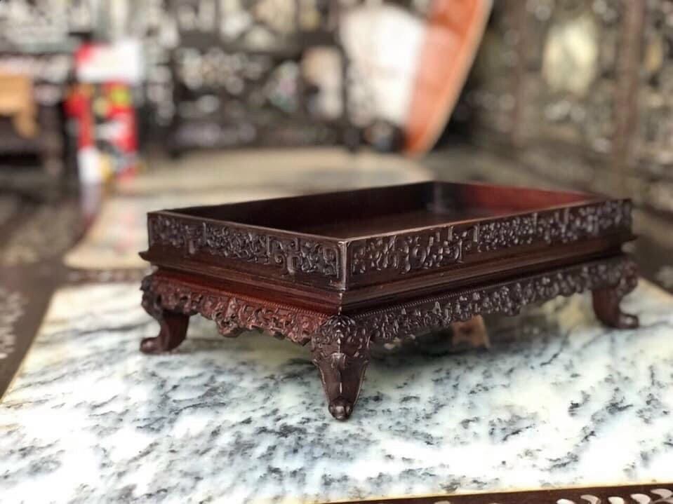 Khay trà chân quỳ gỗ gụ 35x25cm