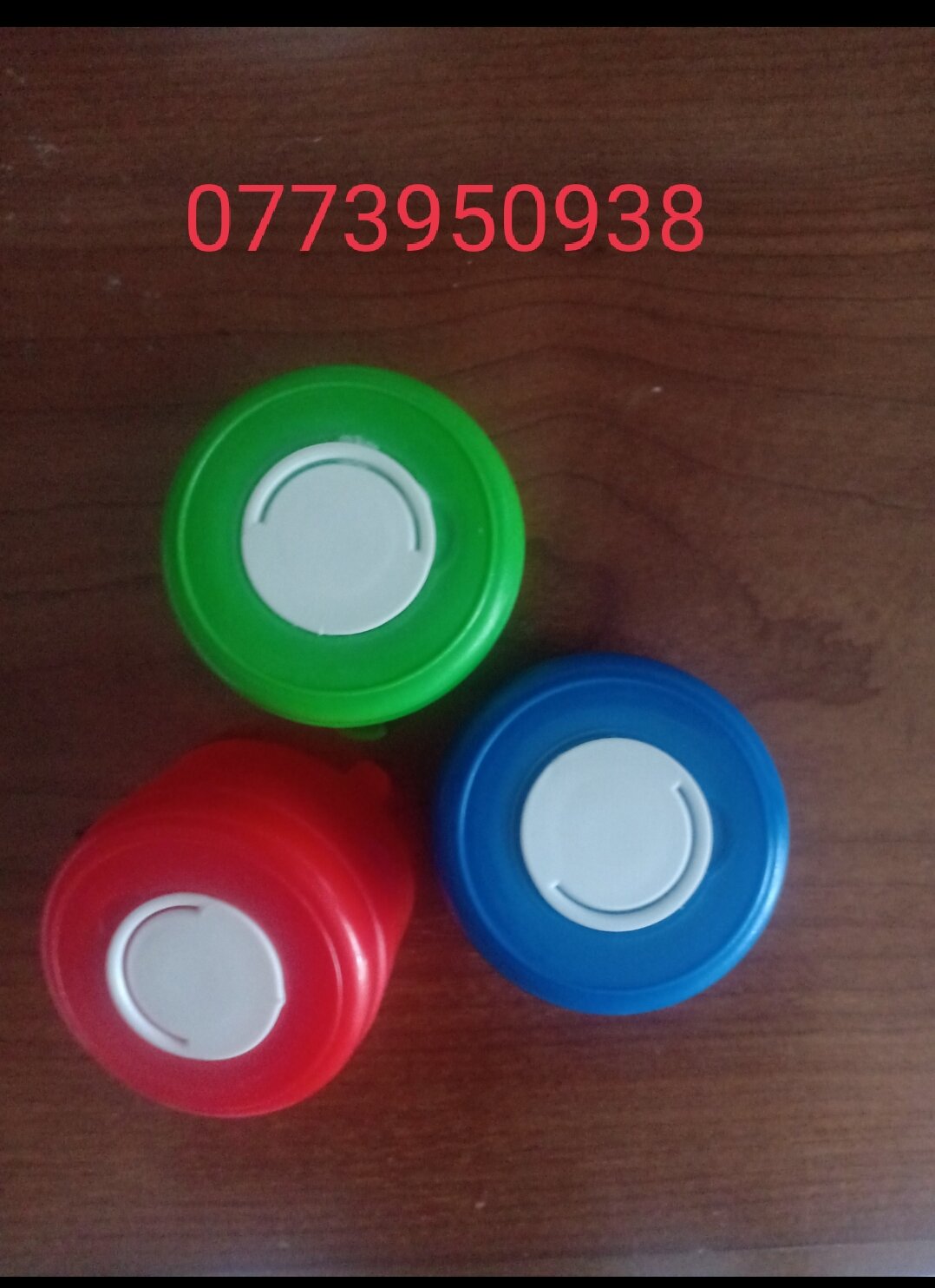 50 nắp đóng yếm bình nước 20 lít