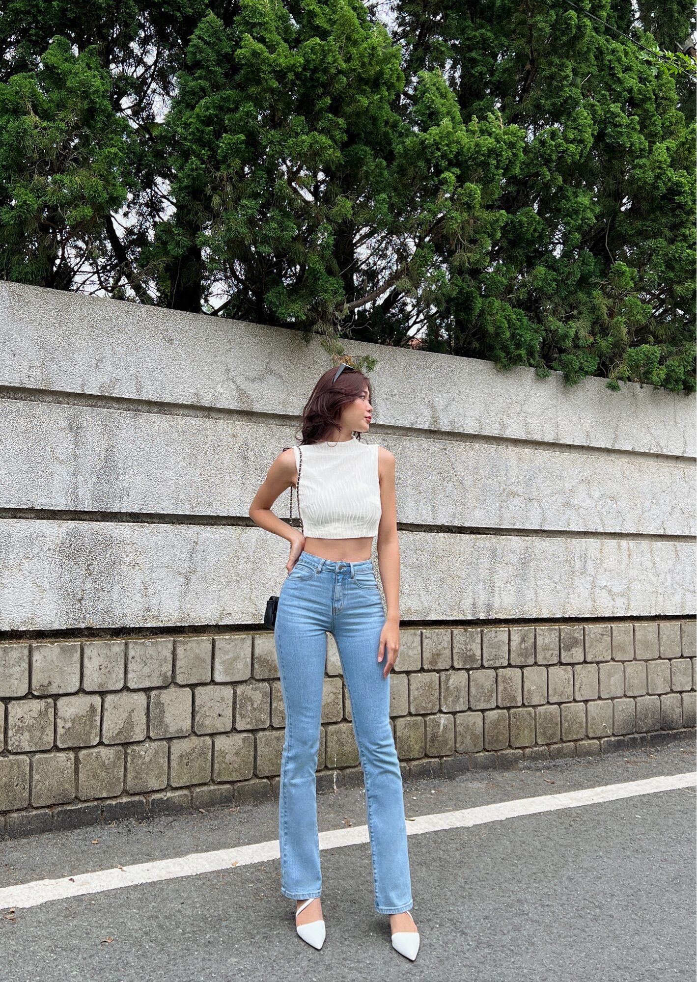 Áo croptop cổ lọ trắng reverclothings evan top