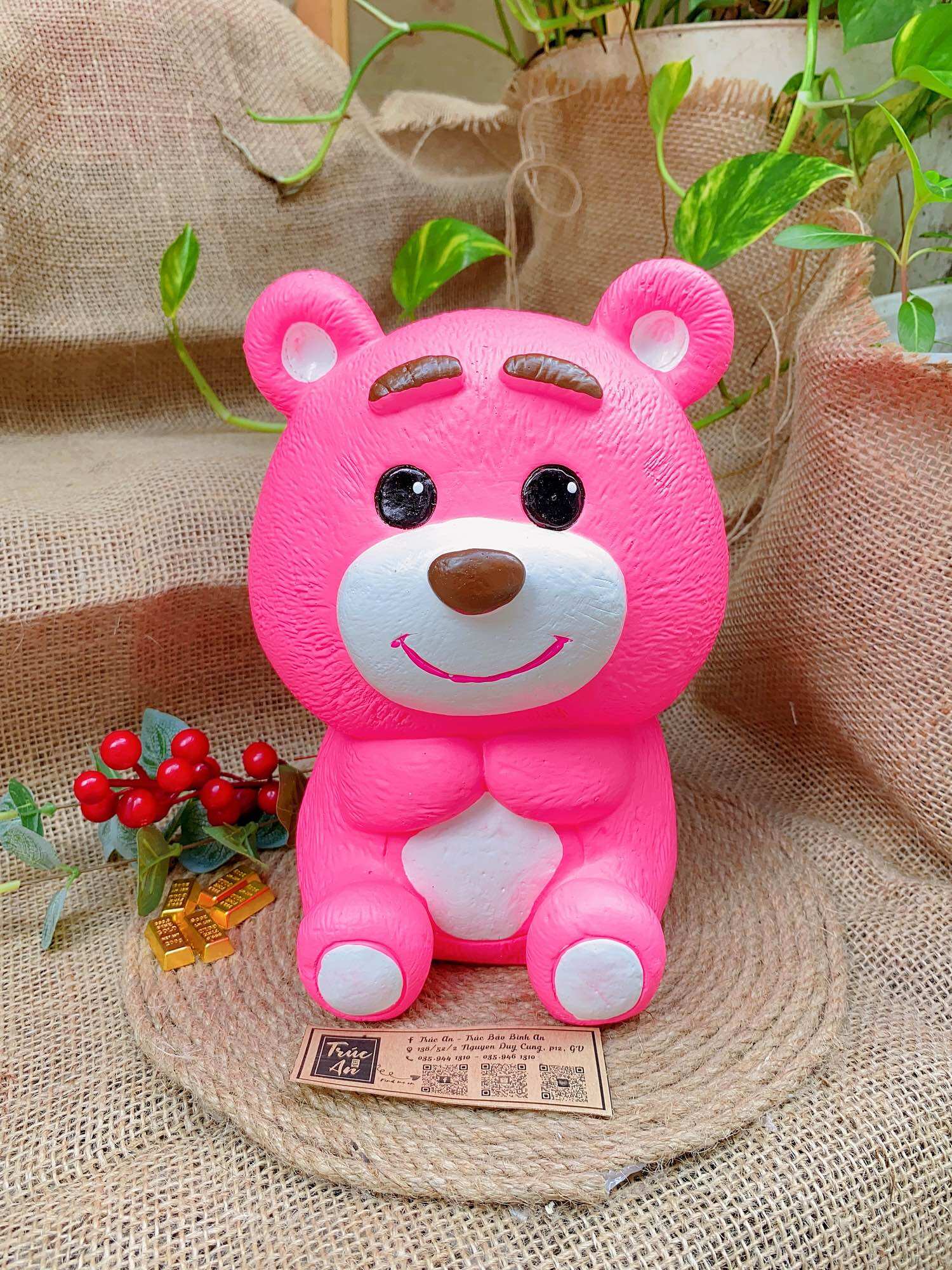 (25x16x17cm - sơn nước) 🧸 Heo đất thạch cao Gấu Dâu Lotso, sản phẩm handmade 100%