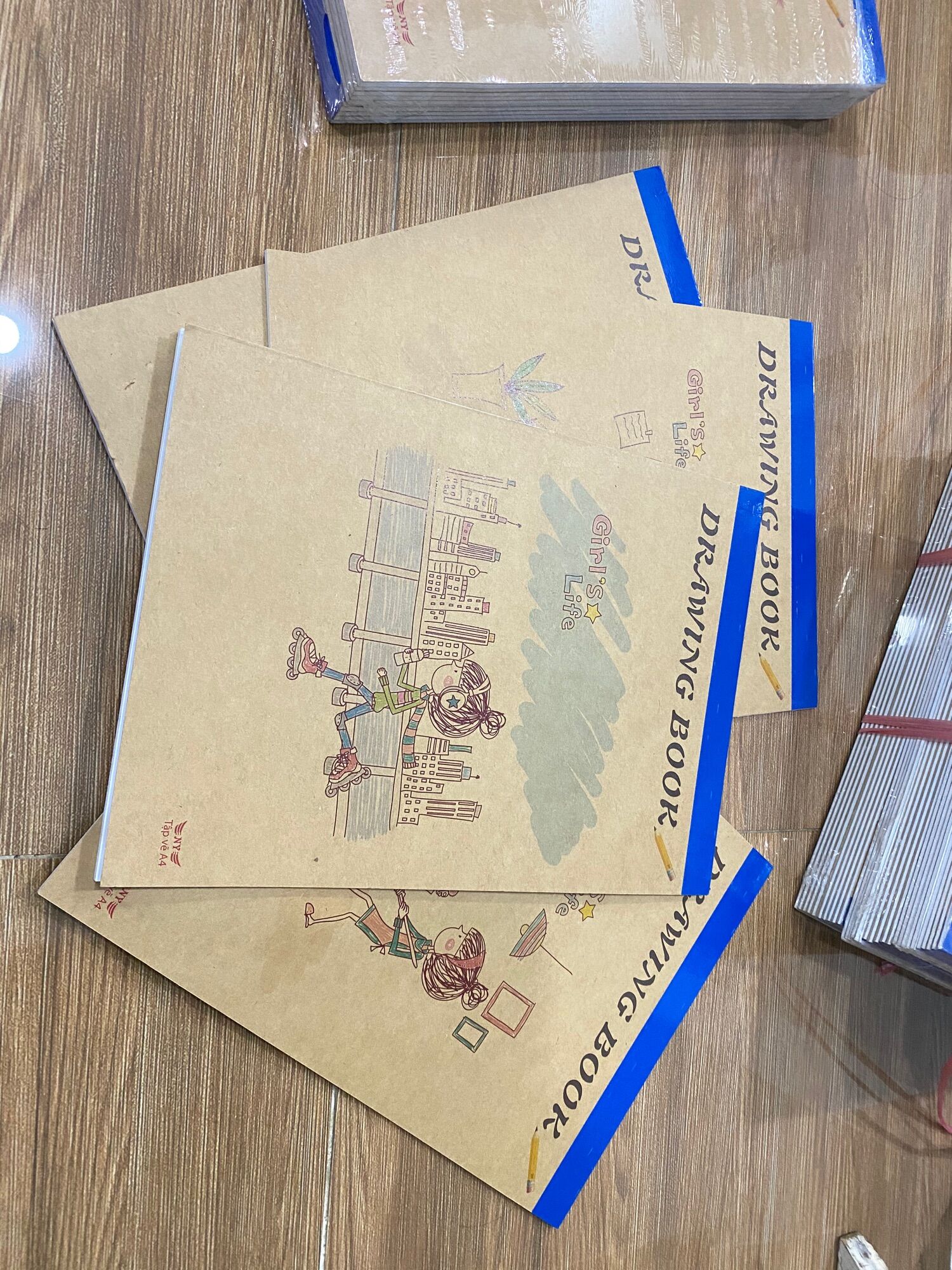 Tập vẽ mỹ thuật A4 Nhã Yến