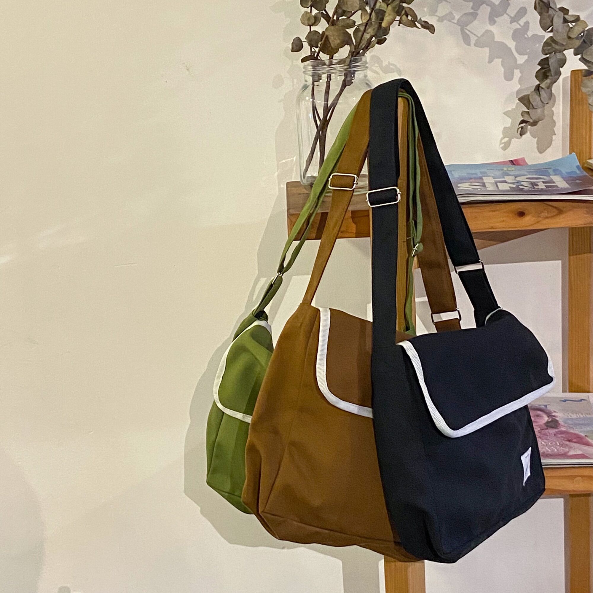 Túi đeo chéo spooon cross bag