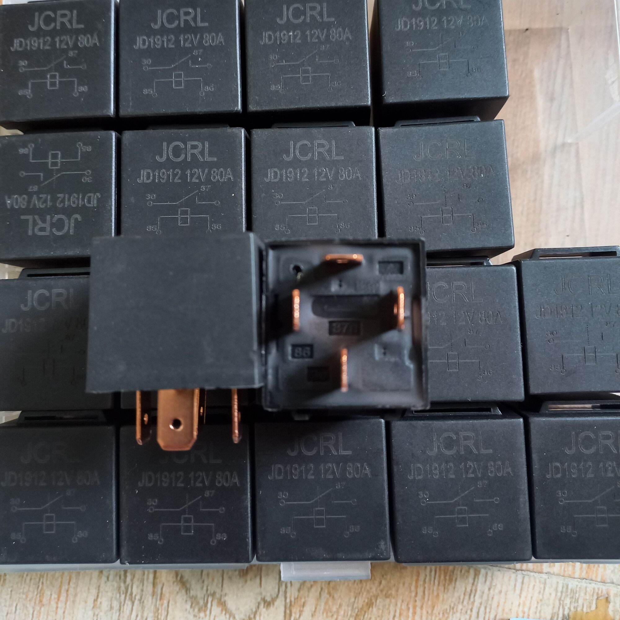 Rơ Le 12v, 24v  80A loại 4 chân và 5 chân