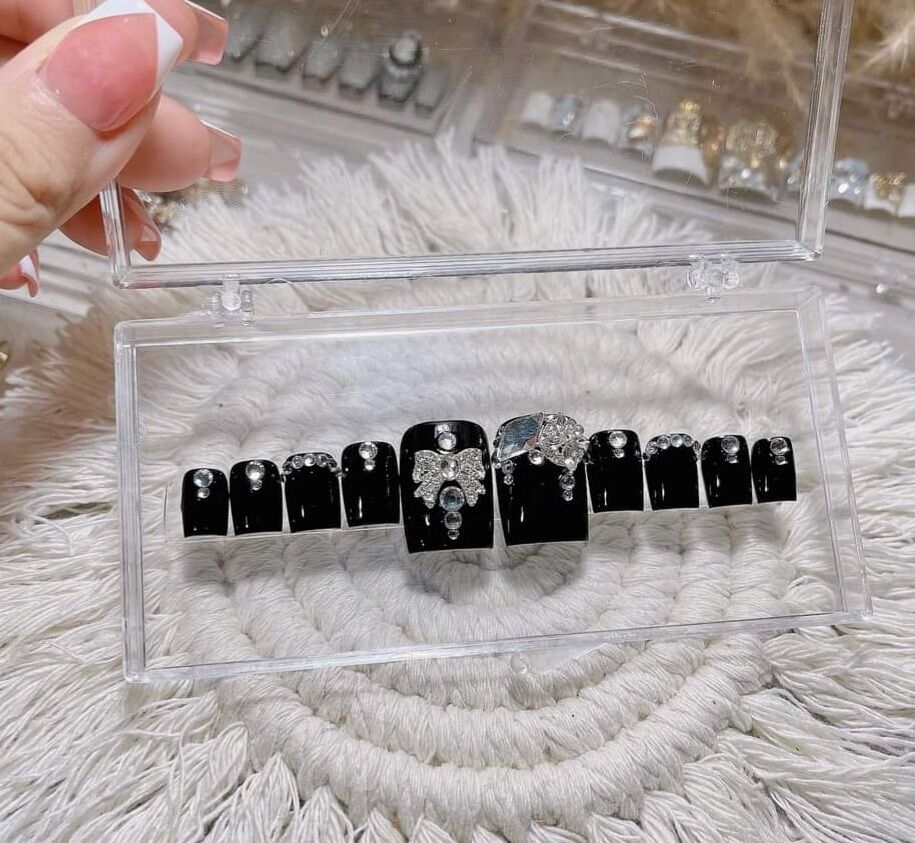 Nailbox chân thiết kế  , móng úp chân gắn đá - mã 4