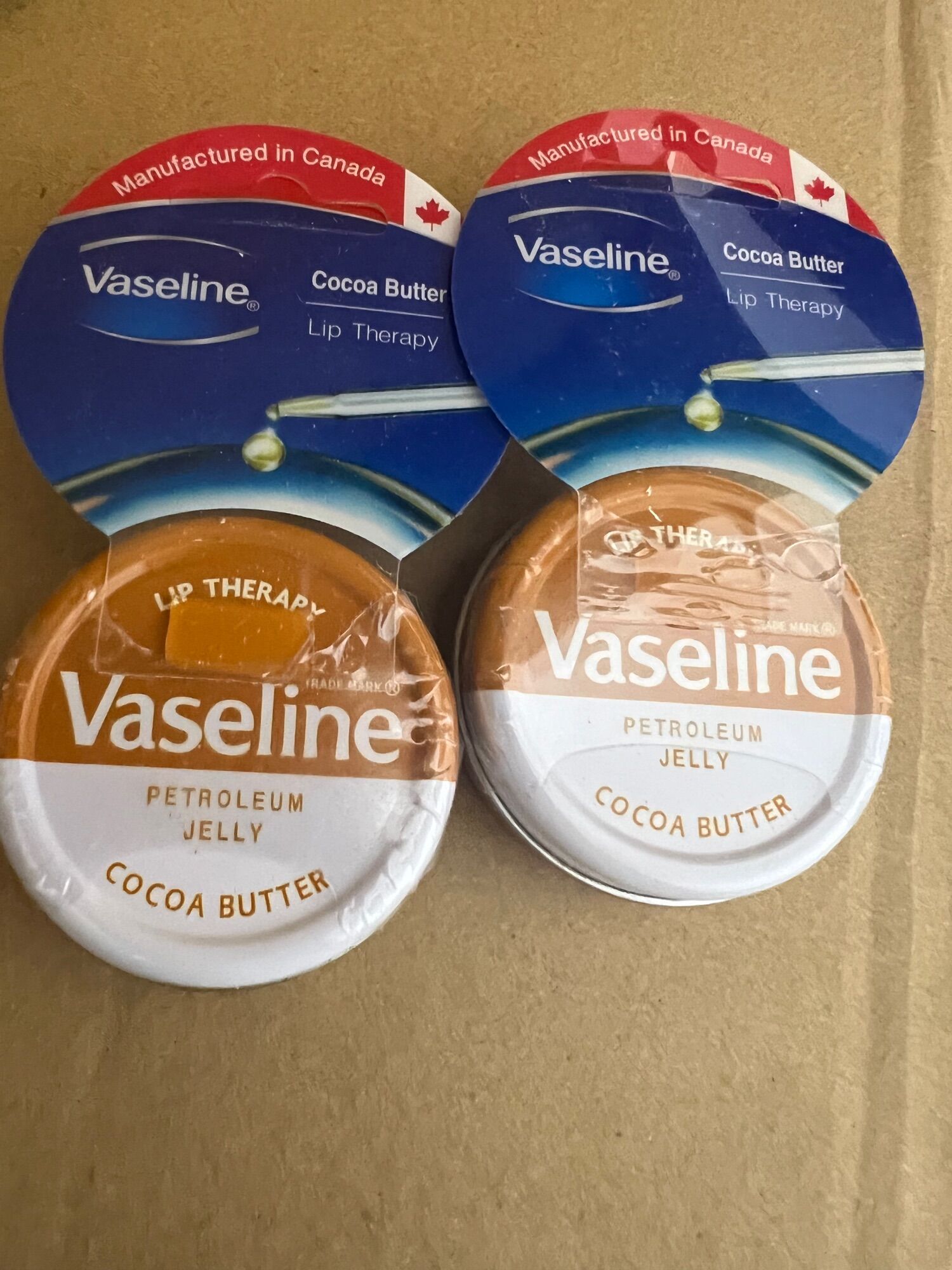 Son dưỡng môi Hộp thiếc Vaselline 20gr