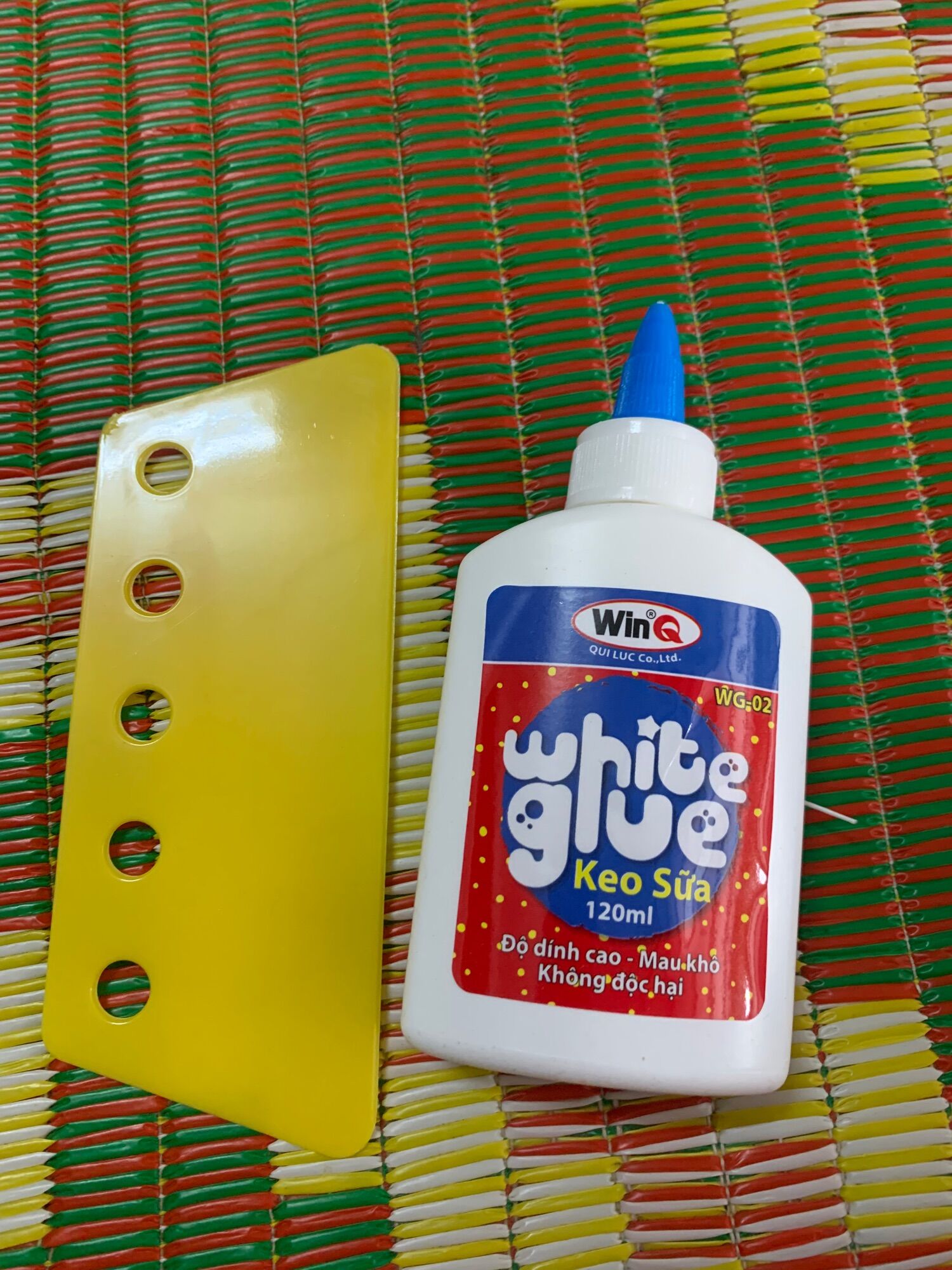 Bộ dụng cụ dán giấy dán tường keo sẵn