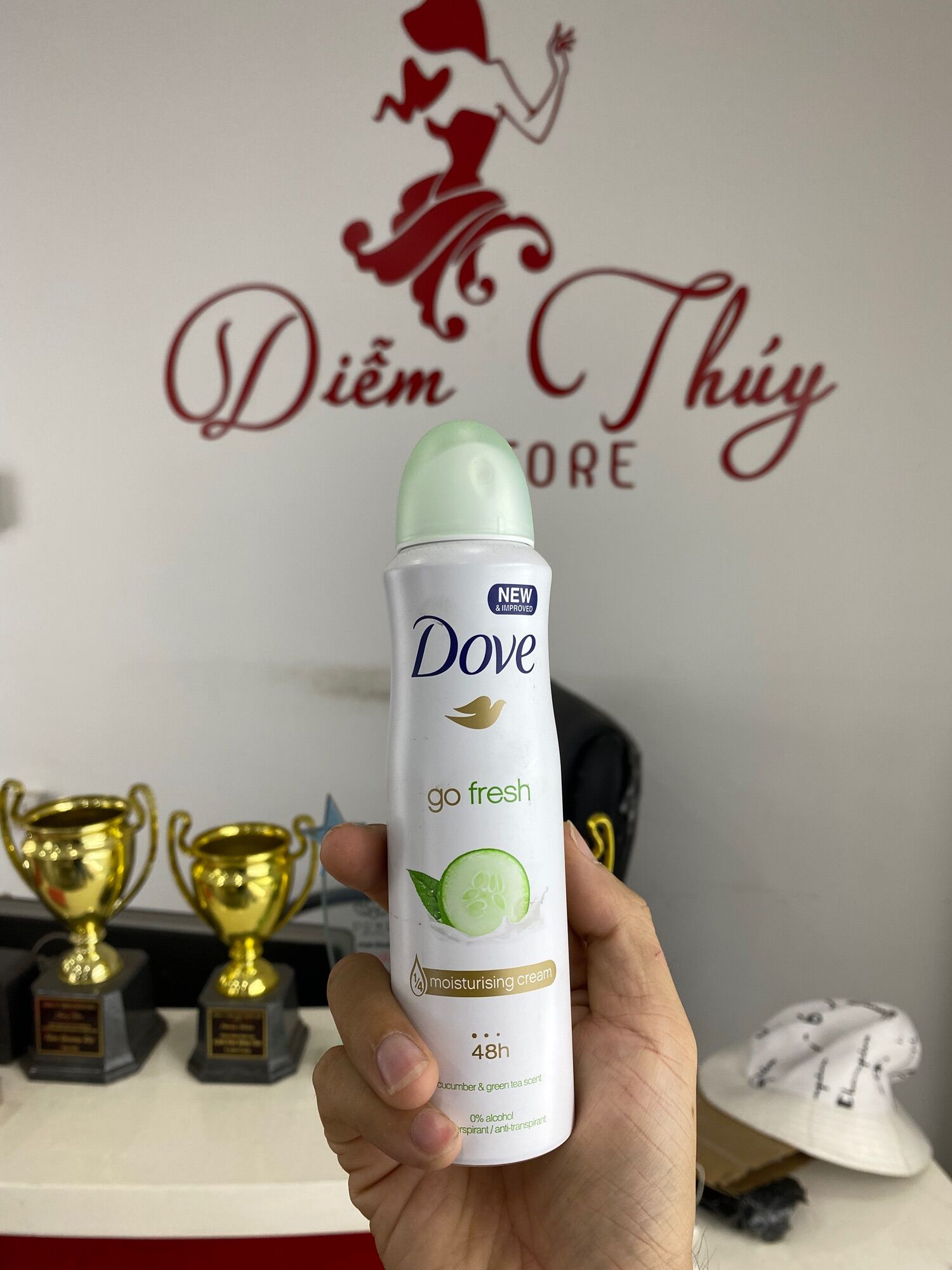 Xịt khử mùi DOVE new & IMPROVED 48h