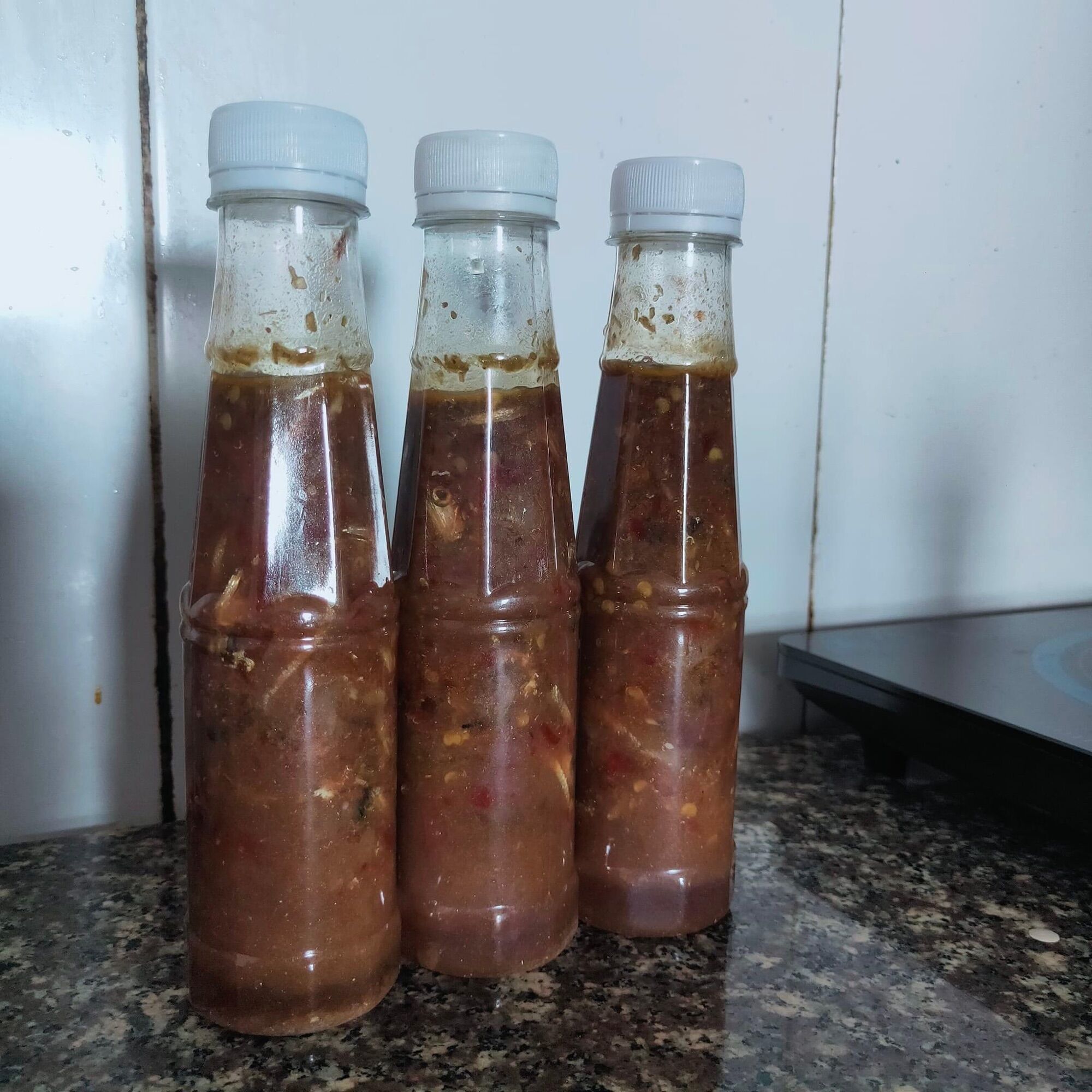 Mắm cái cá cơm nguyên con