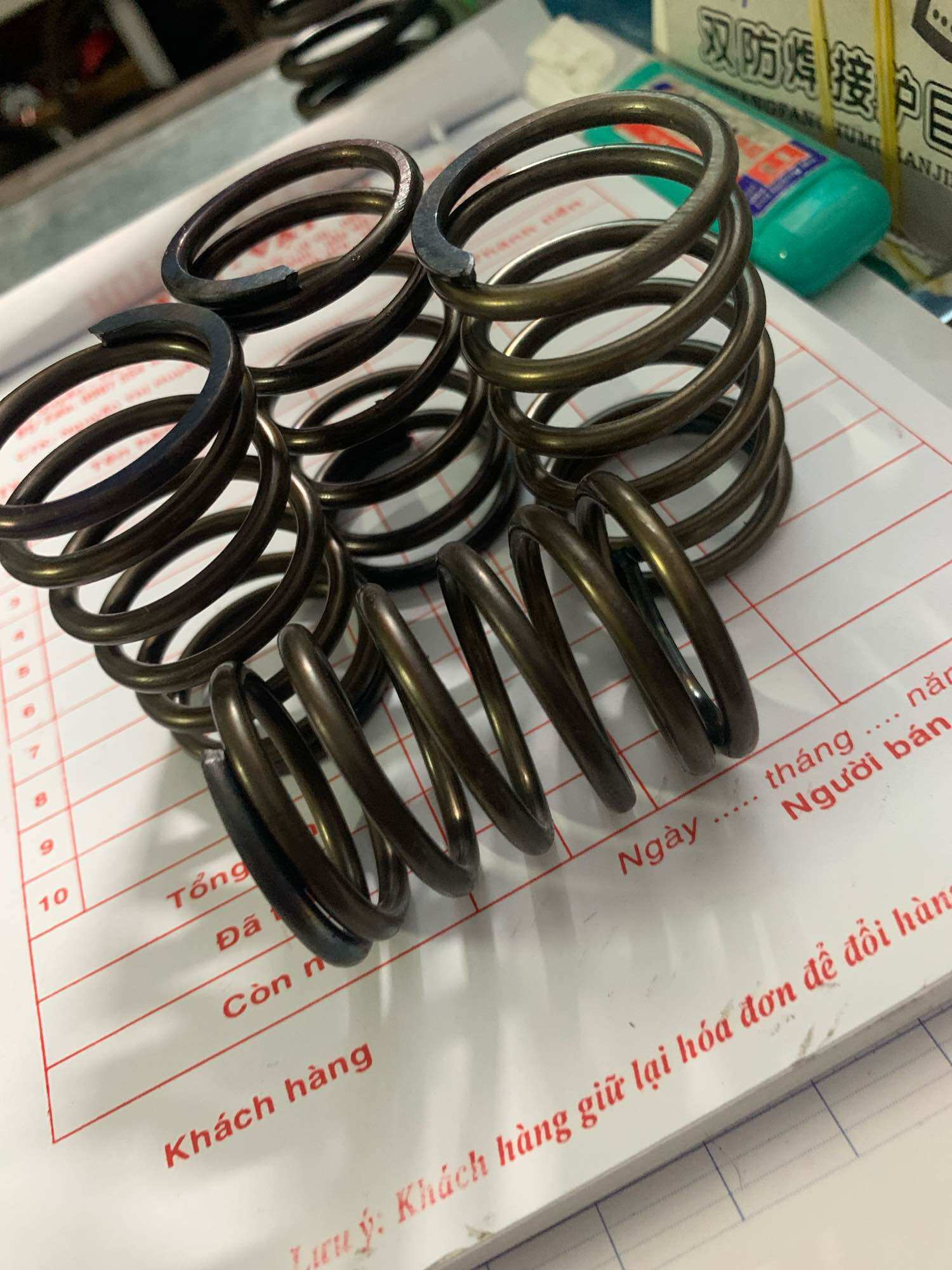 Lò xo nén phi 34 (sợi 3mm;3.5mm dài 50mm)