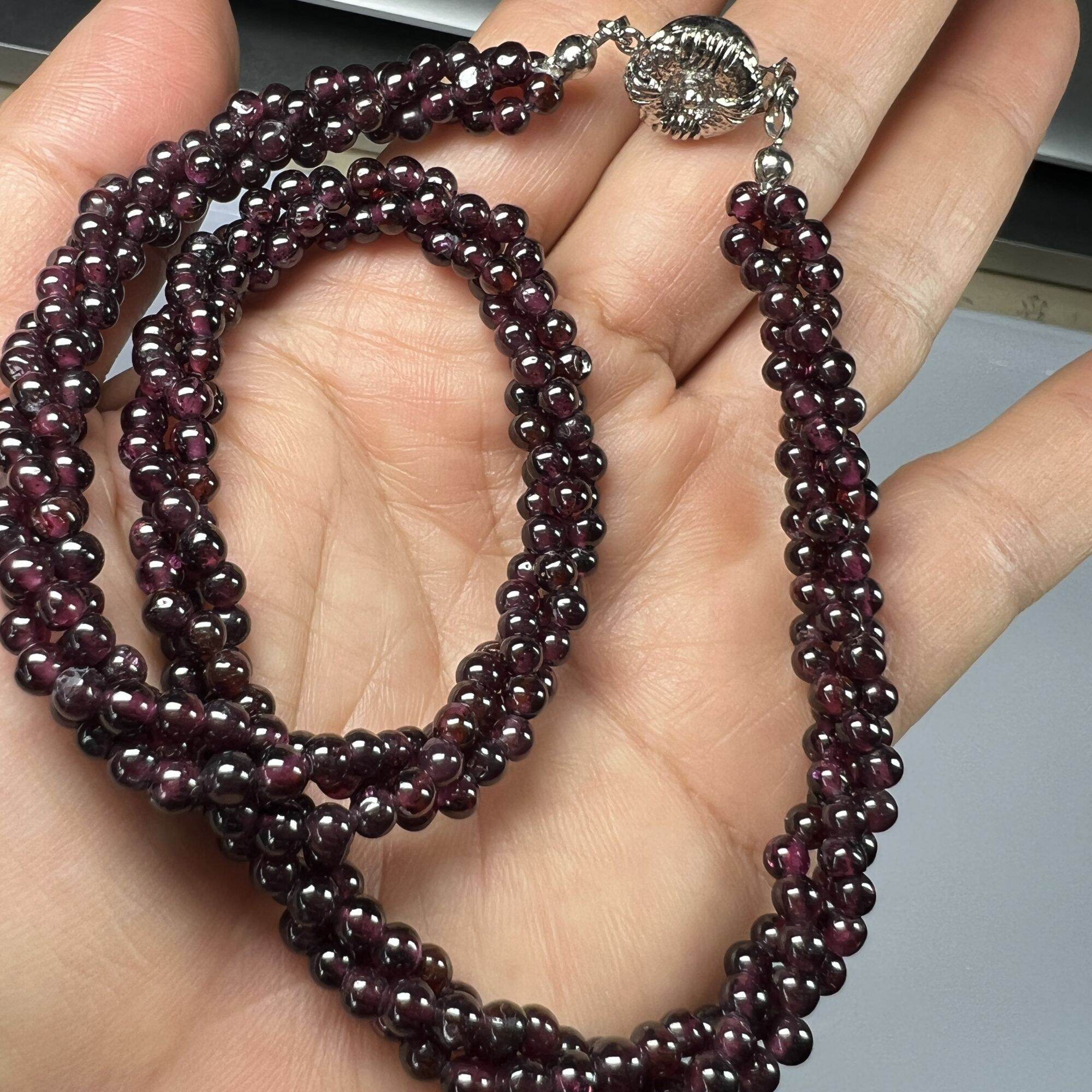 361-VÒNG CỔ ĐÁ GARNET (THIÊN NHIÊN )