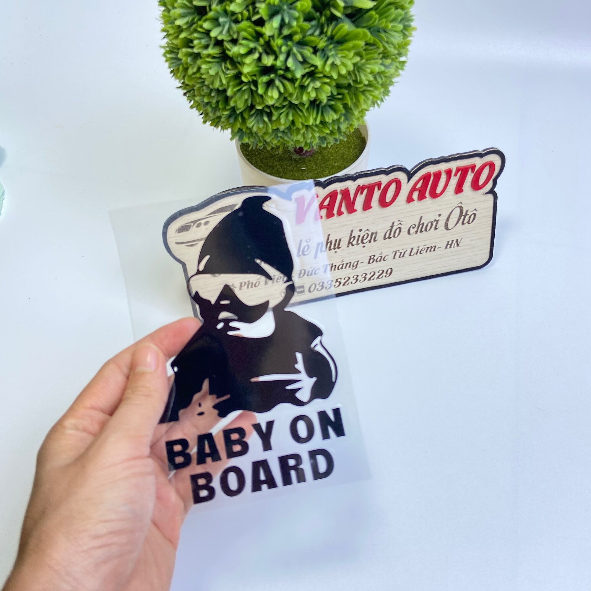 Tem decal baby on board trang trí ô tô