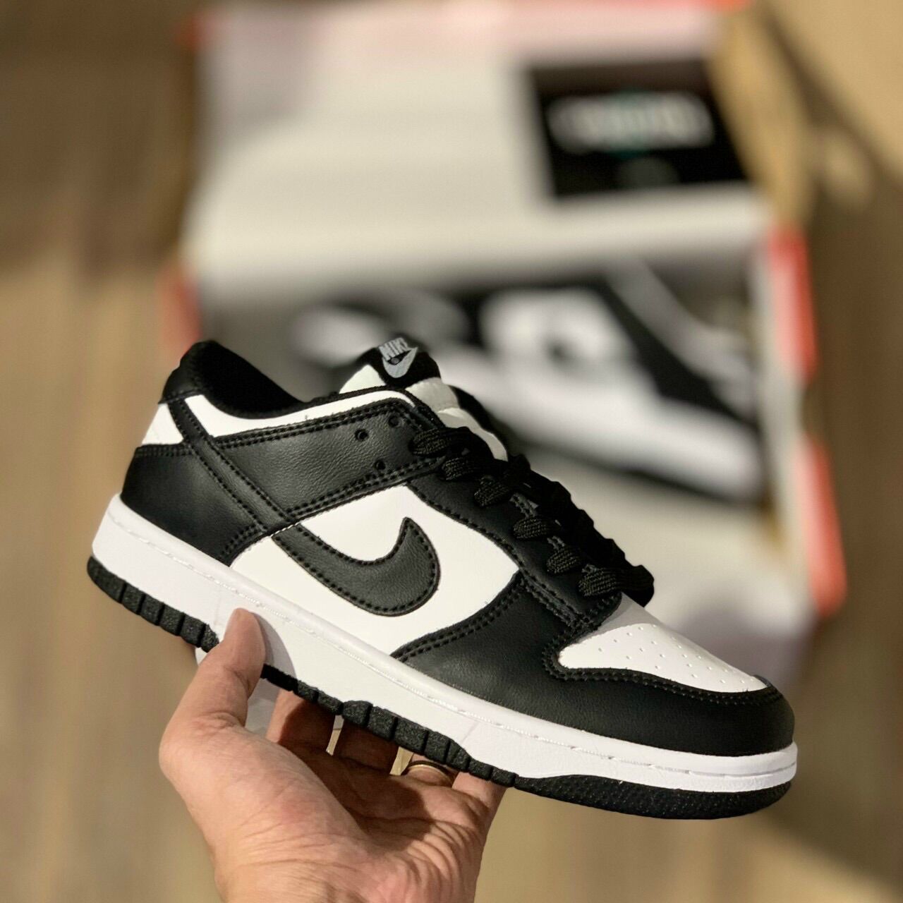 ( 18shoes ) Giày thể thao SB dunk đen trắng ( full box + ảnh thật )