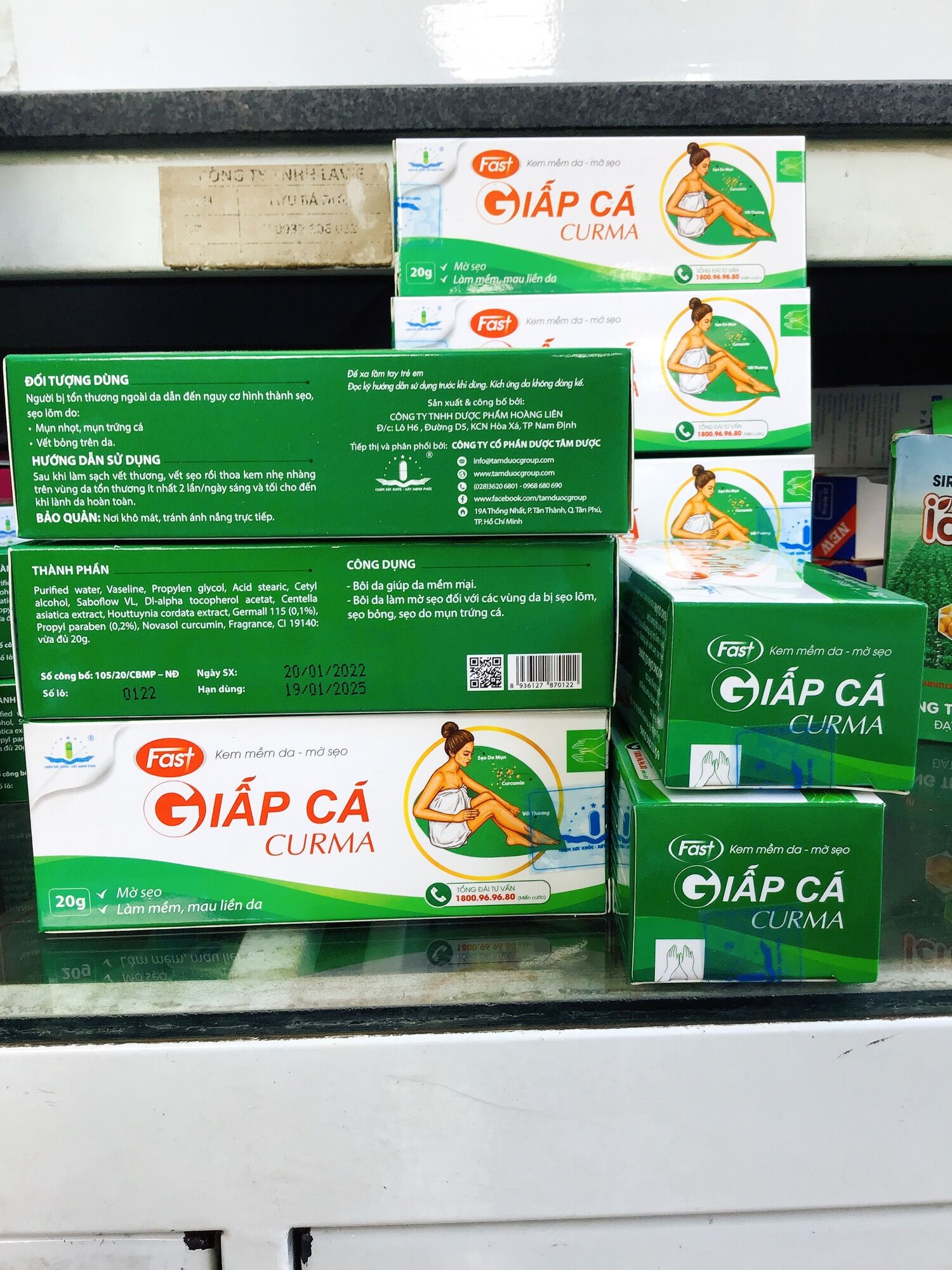 [HCM]Kem mềm da mờ sẹo GIẤP CÁ 20g
