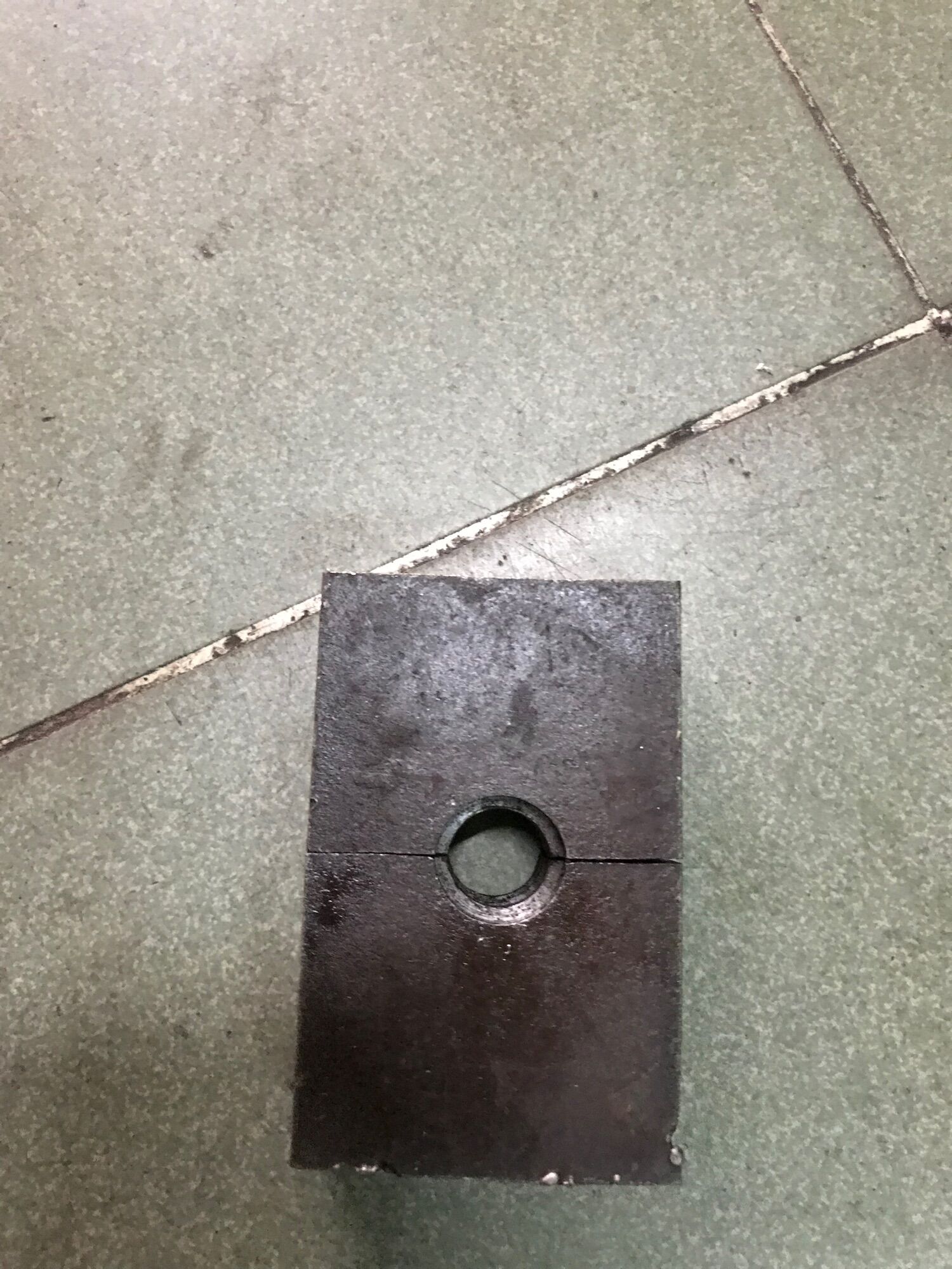 Khung đóng sắt tại nhà cho anh em cần