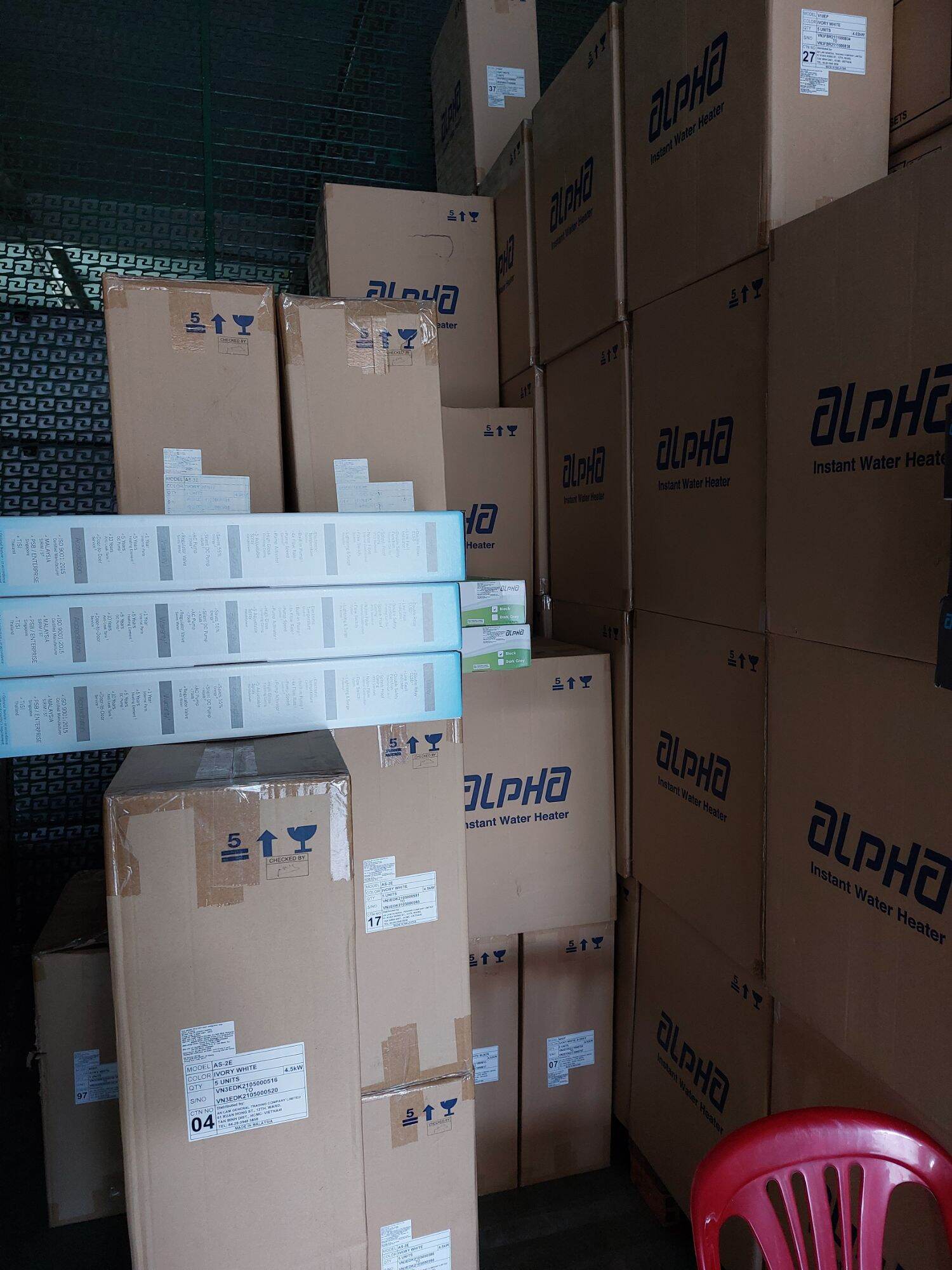Máy tắm nước nóng nhập khẩu malaysia Alpha X3E