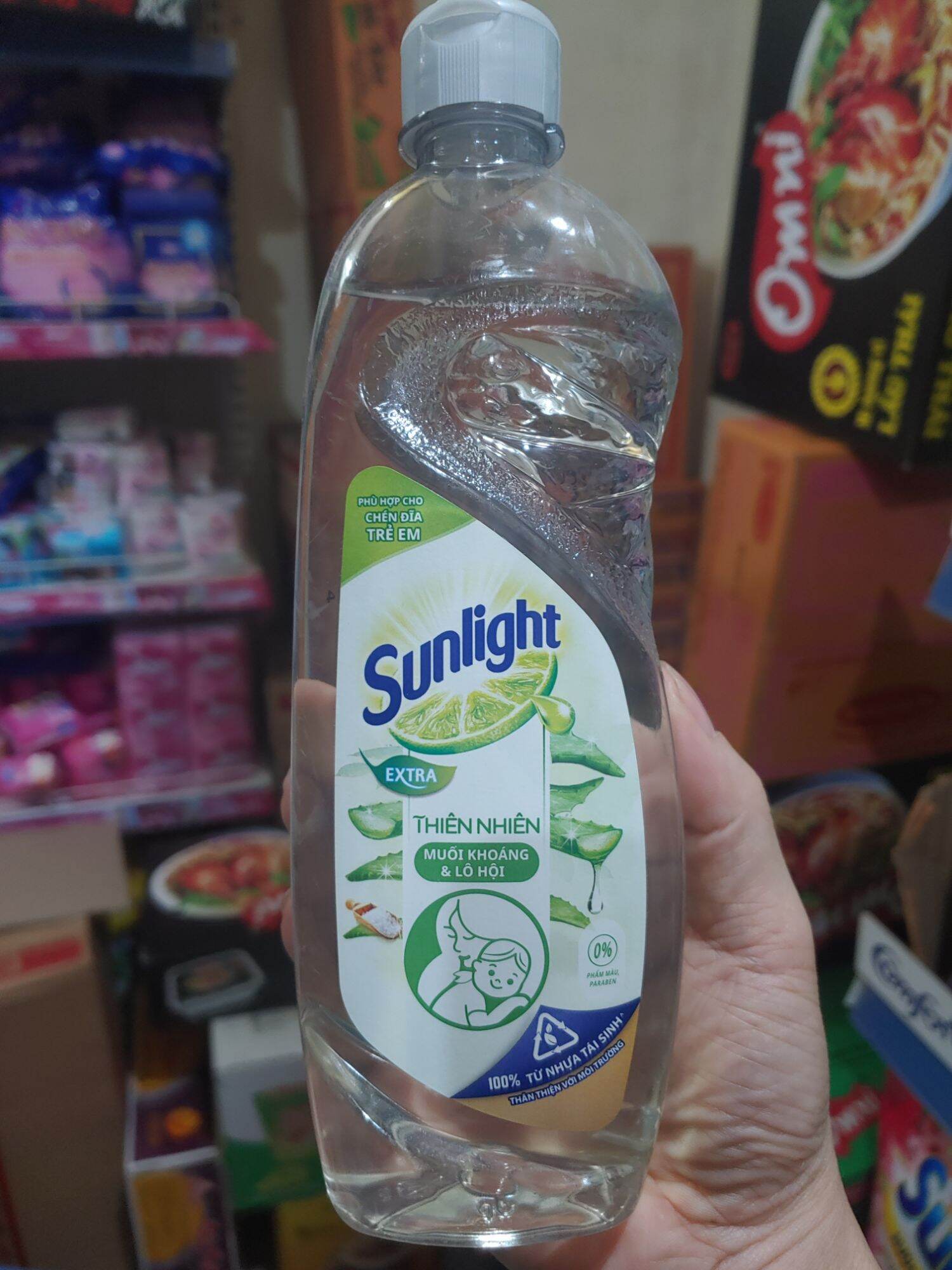 Nước rửa chén Sunlight thiên nhiên chai 400g