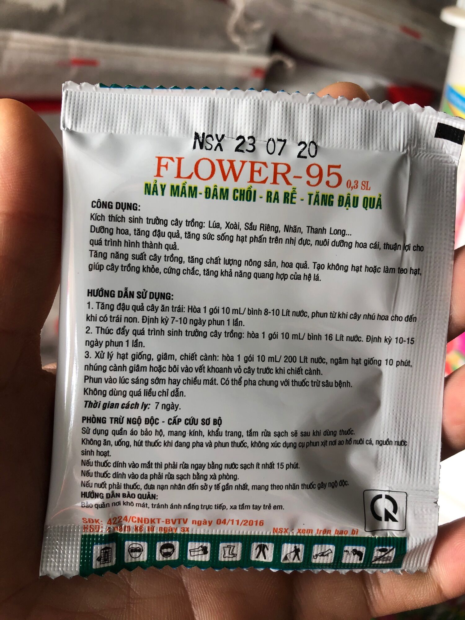 Flower 95 (F95)  , giúp đâm chồi, đậu quả tốt