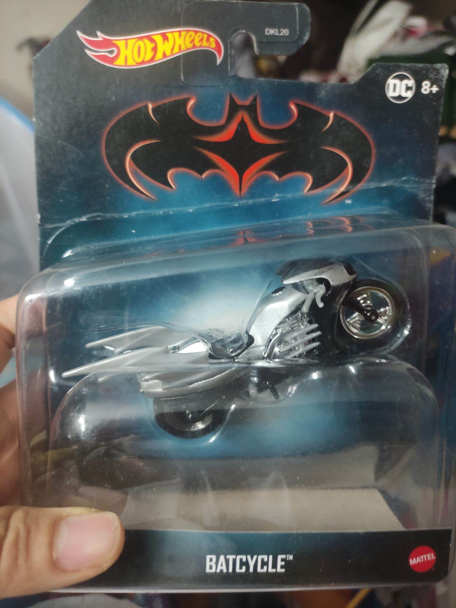 Xe Batman Hot Wheels Xe 2022 tỷ lệ 1:50