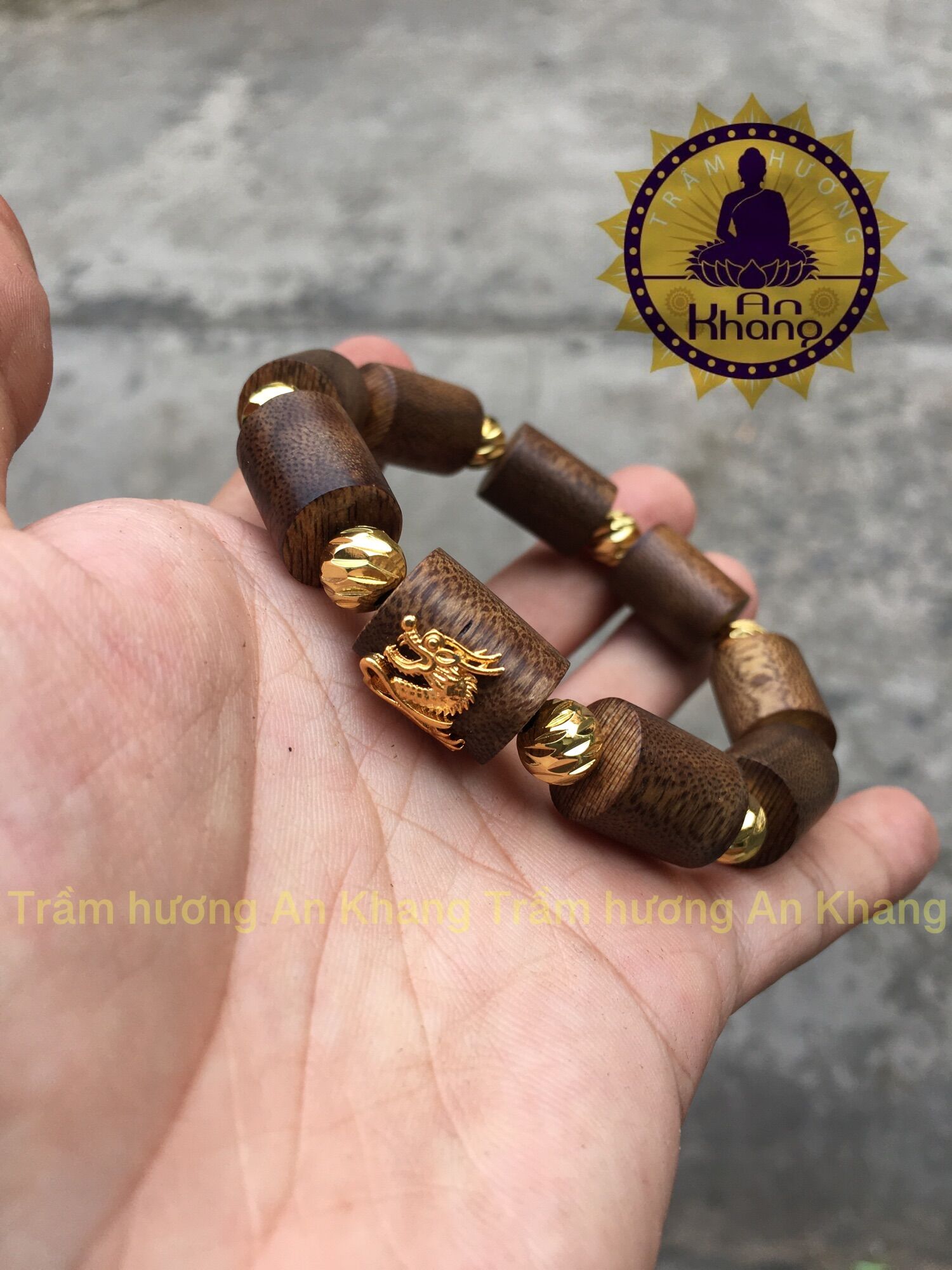 Vòng tay trầm tốc mix rồng
