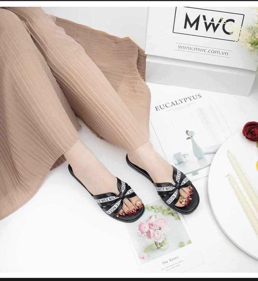 QUAI CHÉO NỮ SIÊU XỊN SÒ