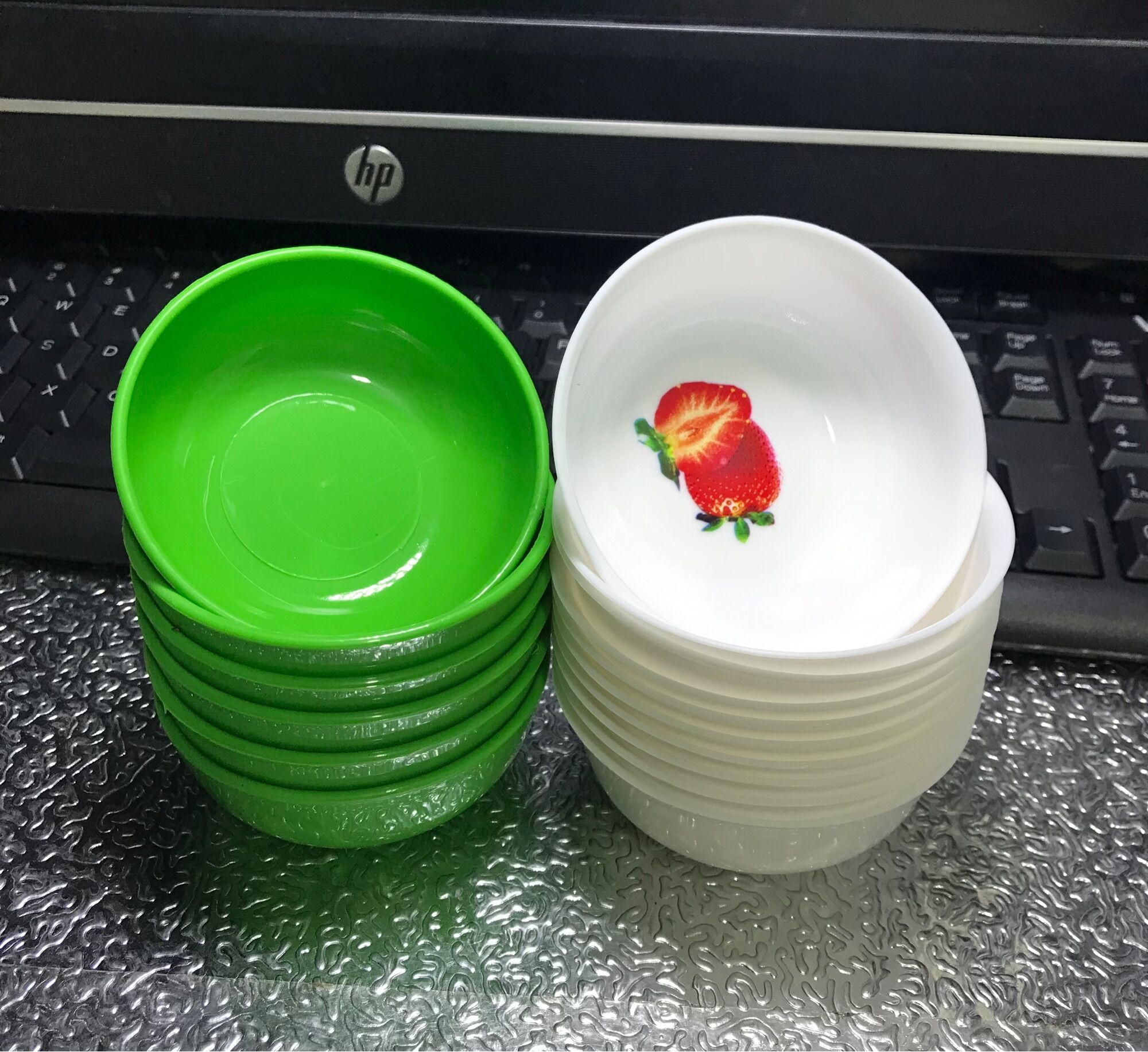 Set 10 Cái Chén Đựng Nước CHẤM, Nhựa Dẻo (rộng 8 cm,hình thật)