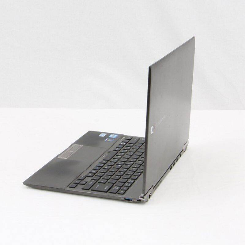Laptop Toshiba Dynabook R734 core i5 4300M tặng balo, chuột quang, bàn di chuột