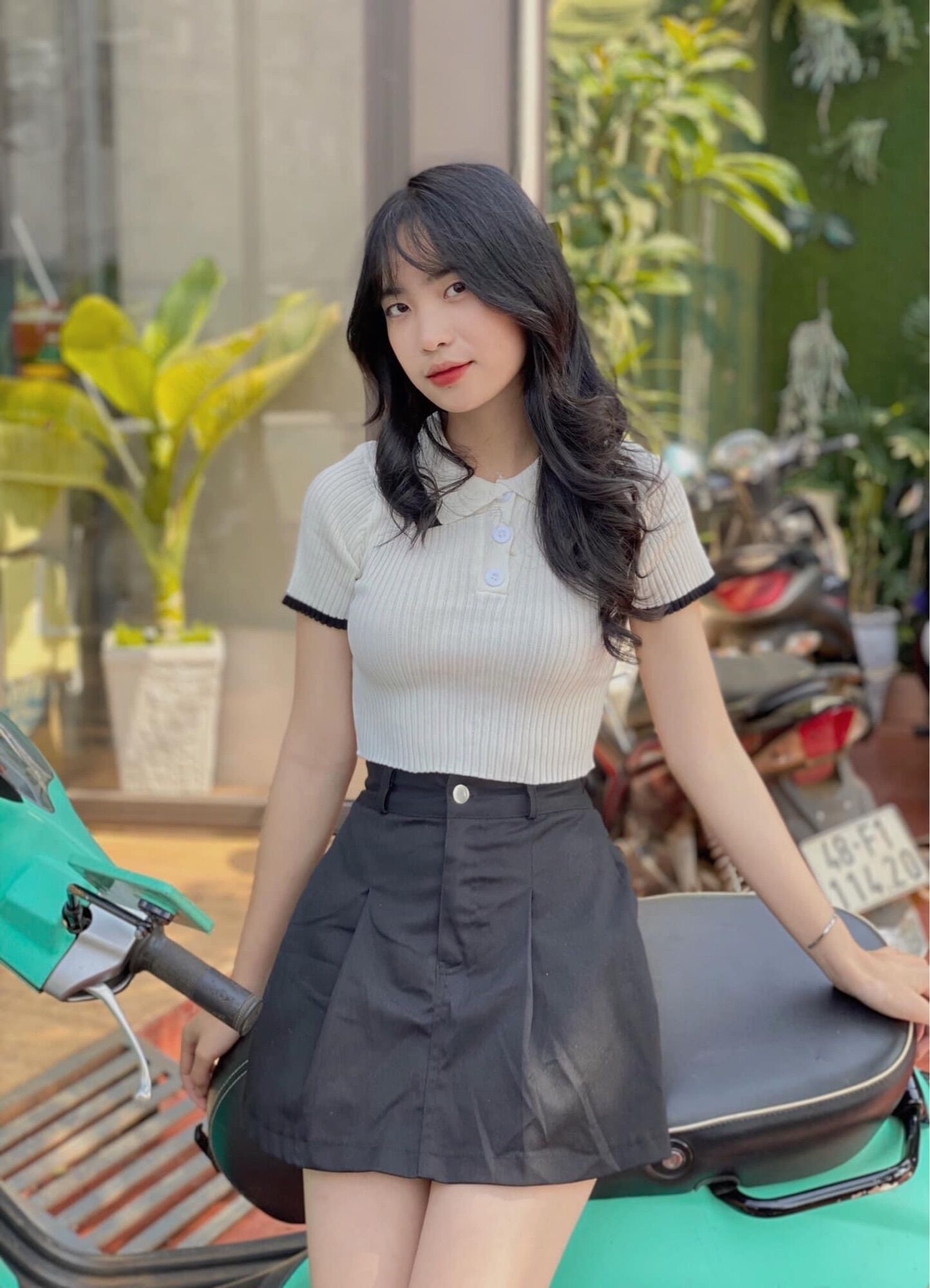 Áo croptop petter gài nút phối viền