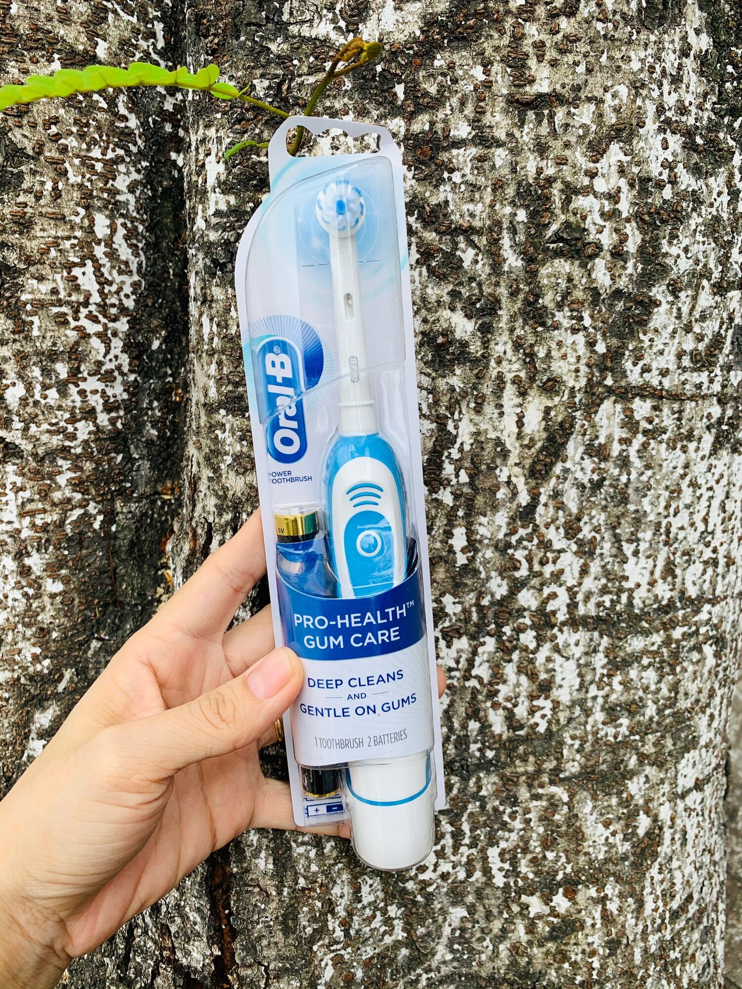 Bàn chải đánh răng bằng pin Oral-B