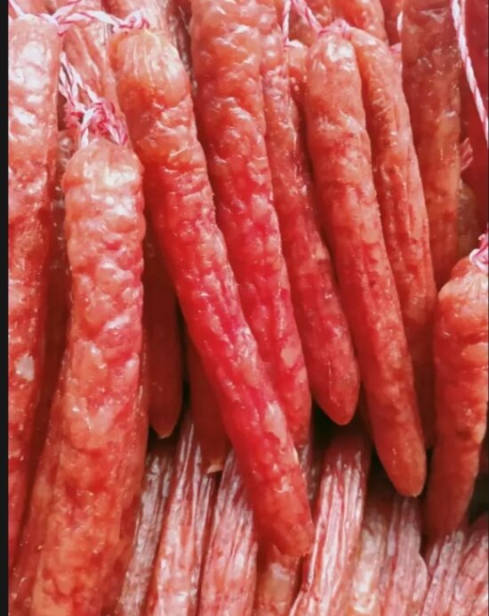 1 kg lạp xưởng thơm ngon y hình