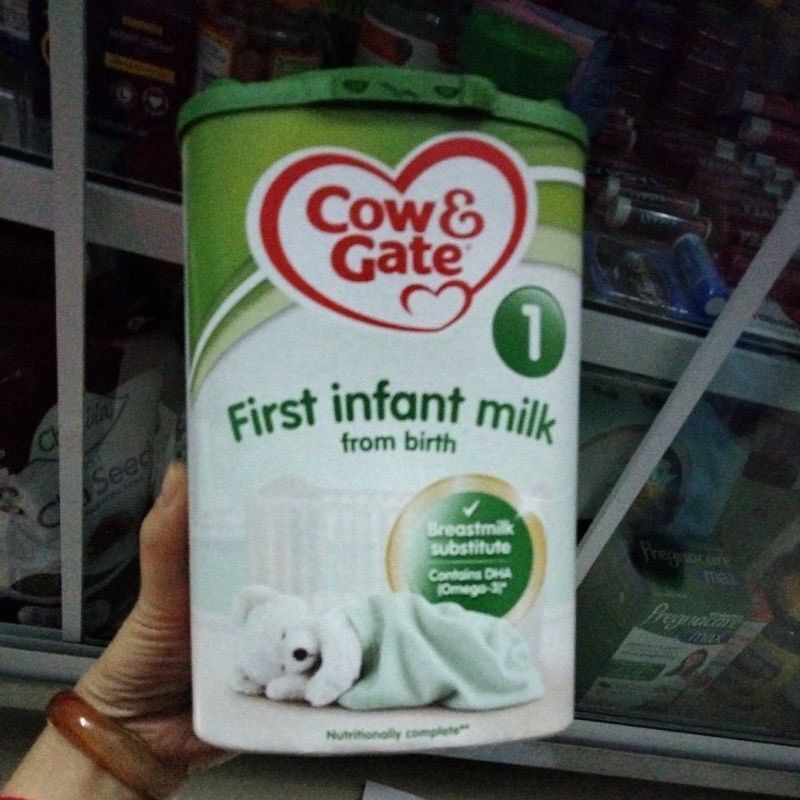 Sữa Cow and gate 800g của uk Anh