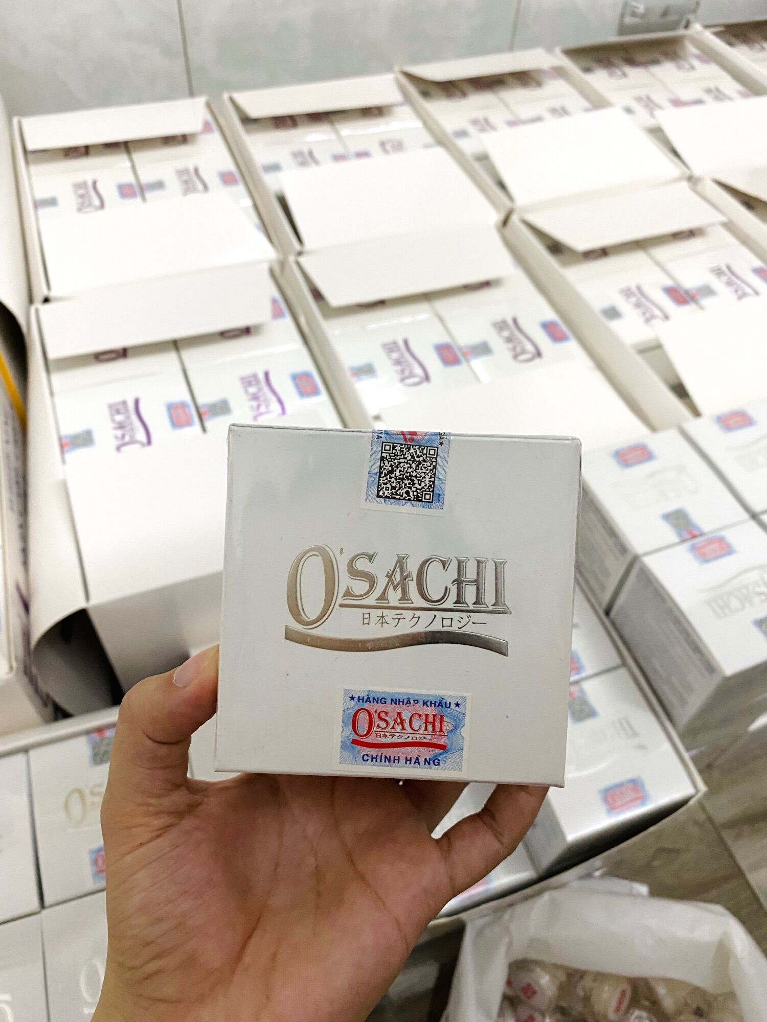 Kem Dưỡng Trắng Da Osachi Ngọc Trai (tặng kèm hũ 5g)