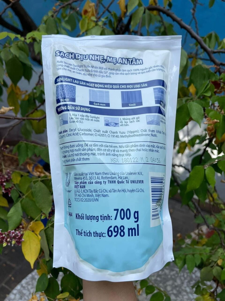 2 TÚI NƯỚC LAU SÀN SUNLIGHT 700g
