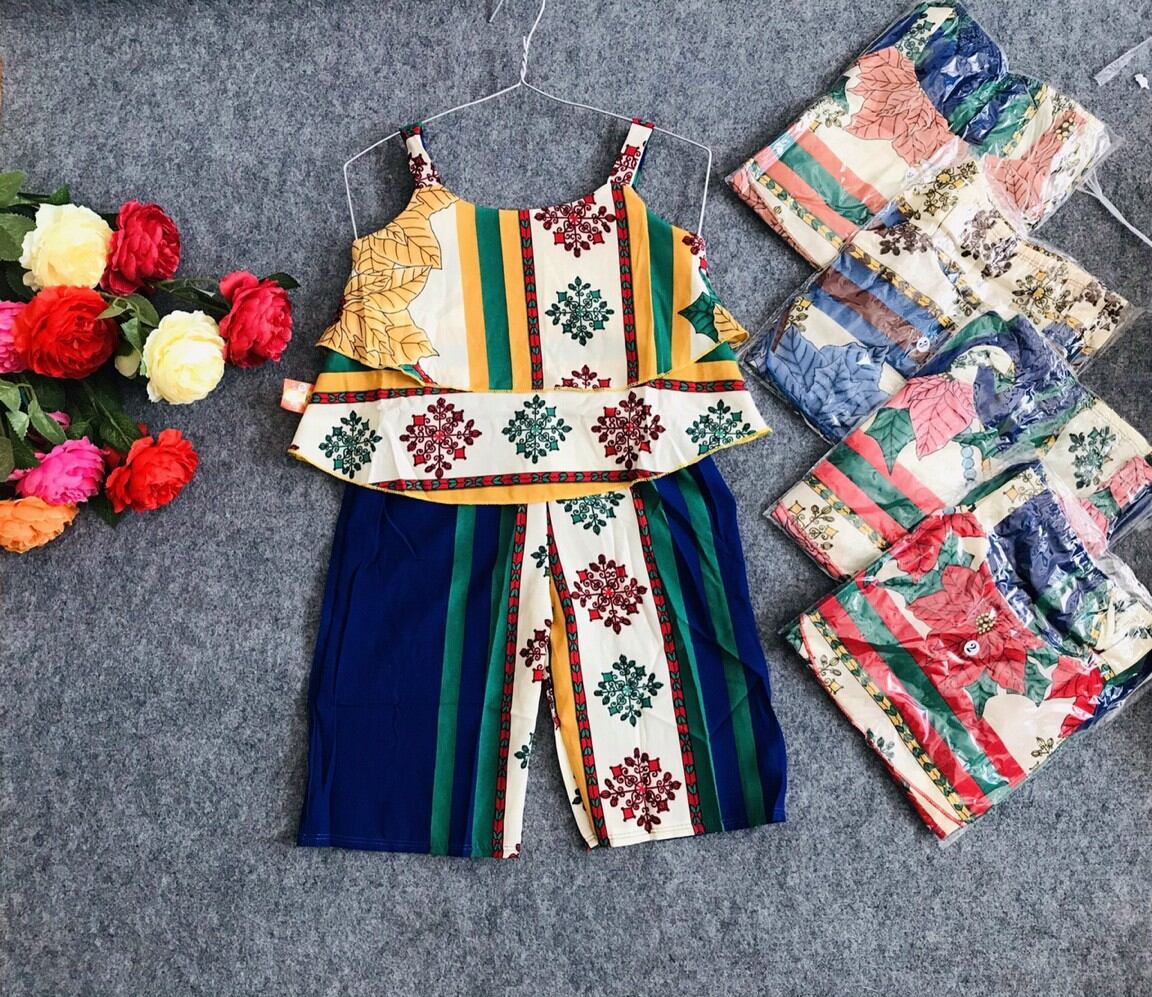 Bộ thổ cẩm hai tầng
