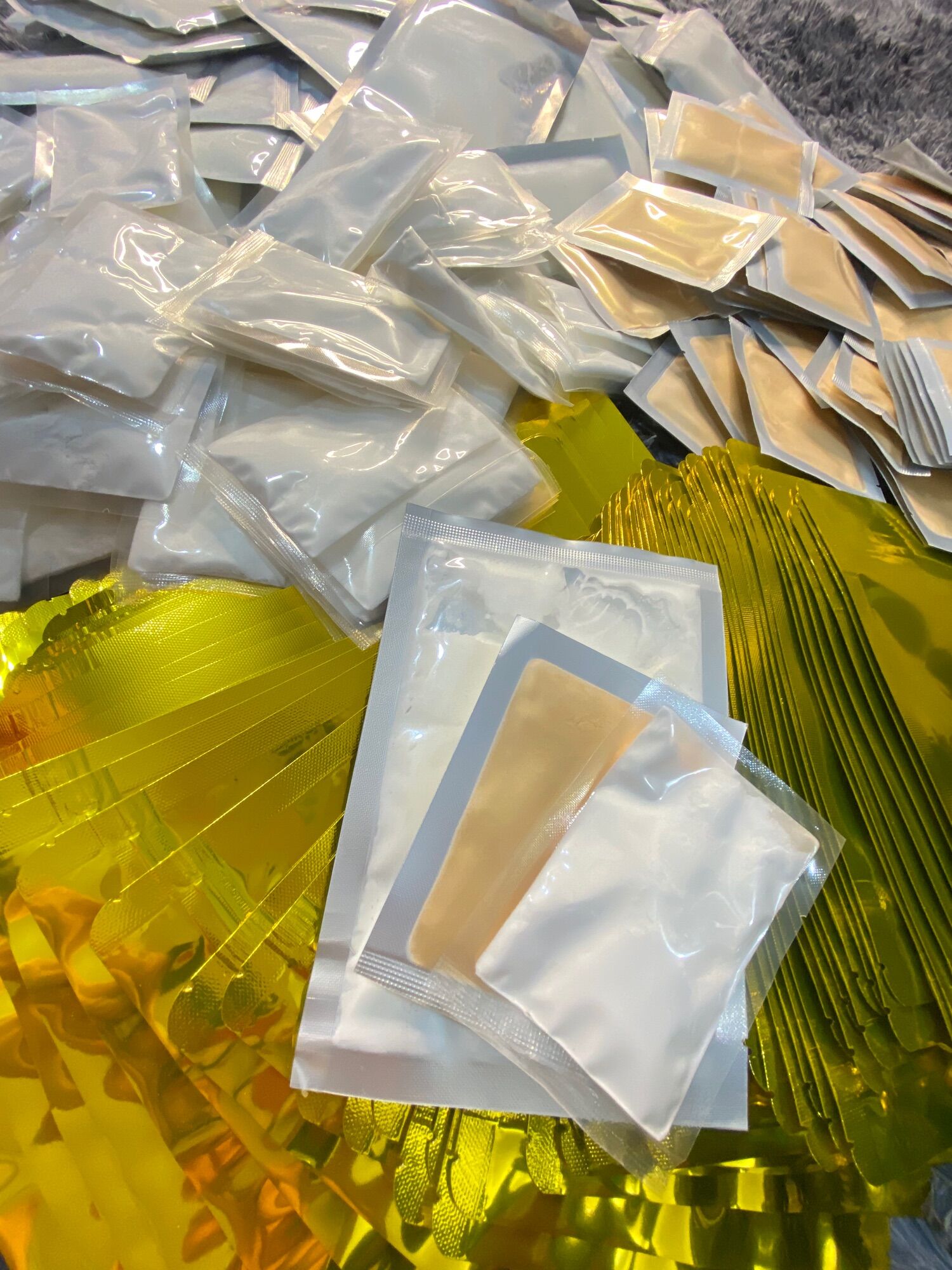 Tắm Trắng Tẩy Vàng Lông