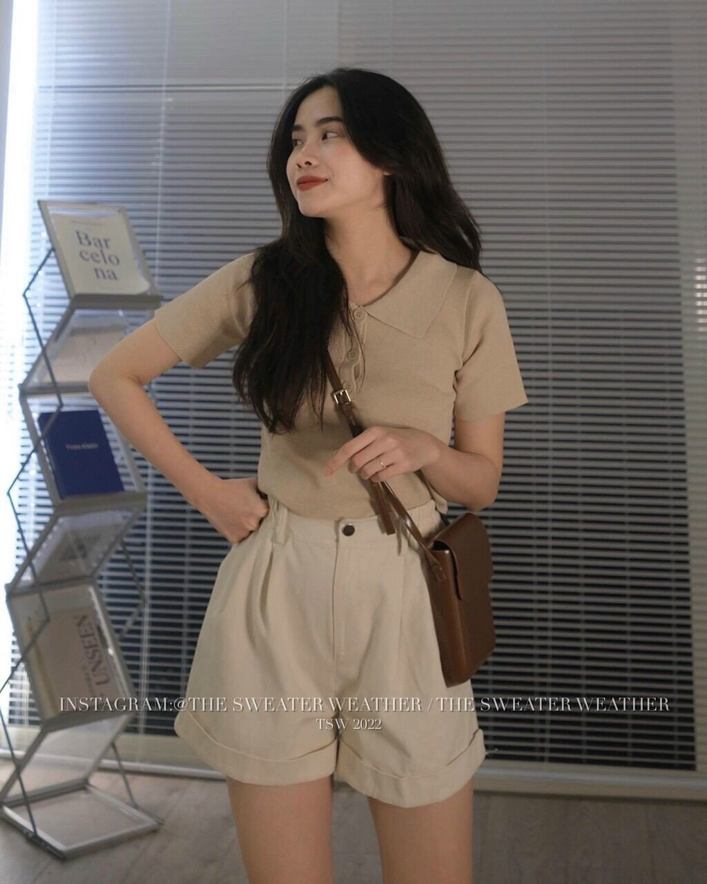 Áo len nữ cổ bẻ dáng croptop bo gấu bassic
