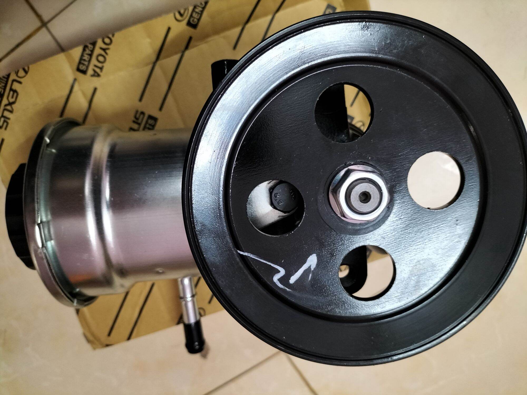 bơm trợ lực Toyota Zace