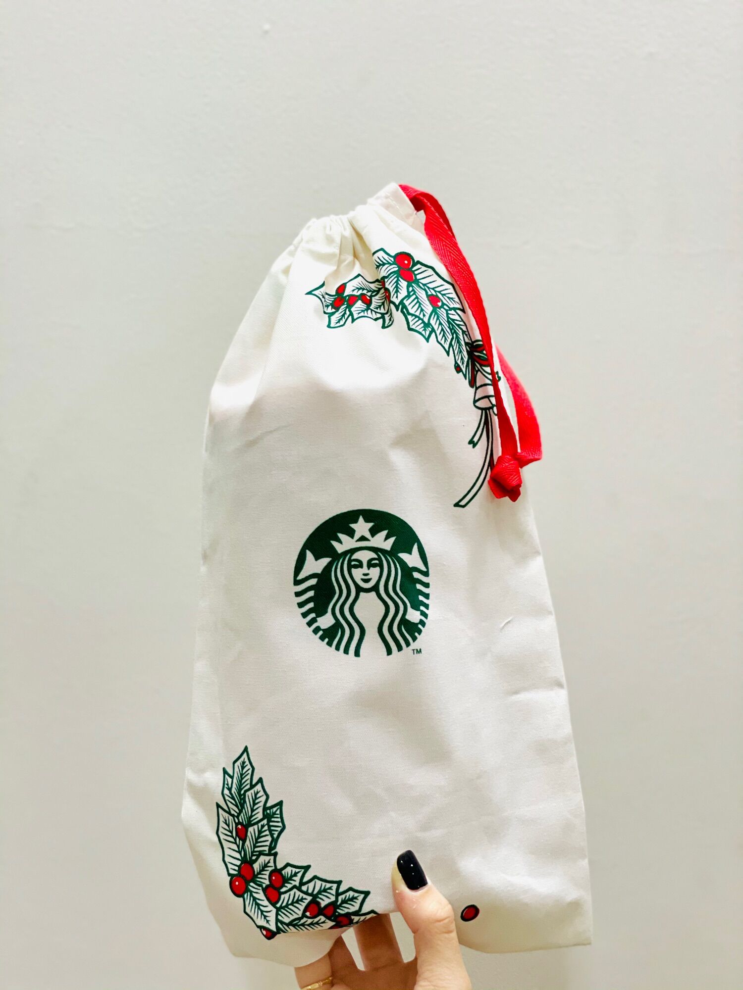 Túi vải đựng ly, vật dụng dây rút Starbucks
