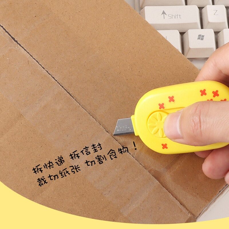 Dao rọc giấy mini hình quả dứa