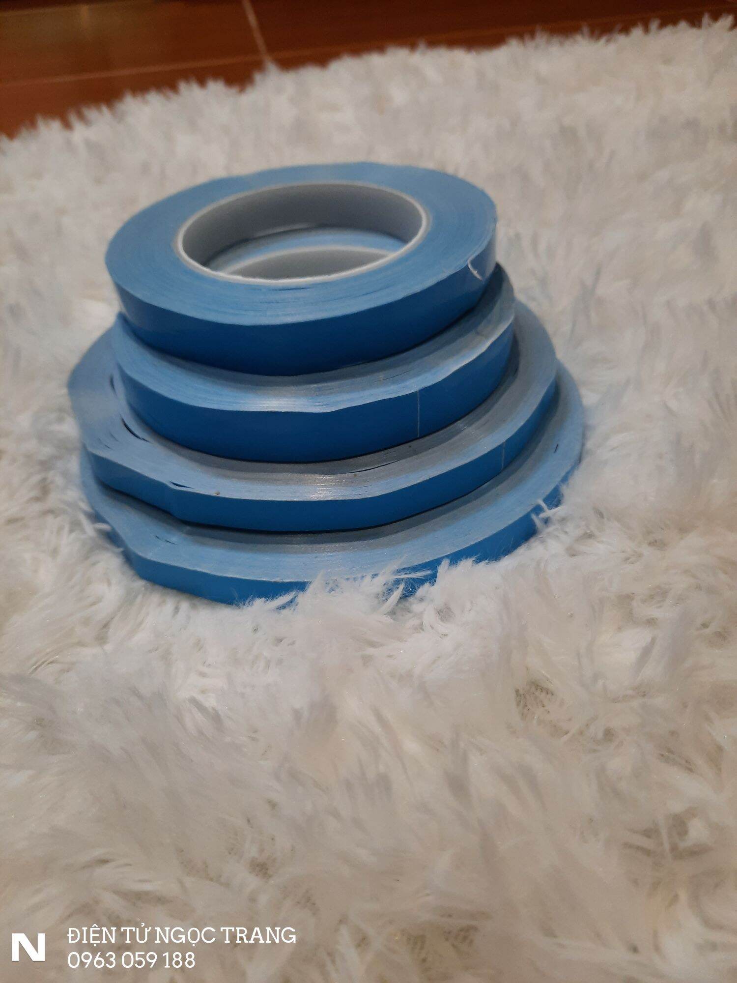 Băng Dính 2 Mặt Dán Thanh Led Tivi  Loại 1.5 Cm - Giá 1 Cuộn