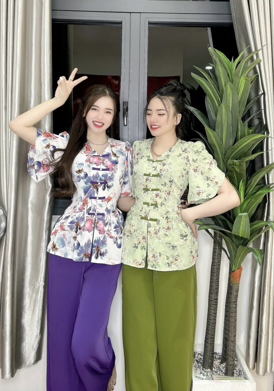 Bộ bà ba cổ tim túi tiền tay cánh dơi