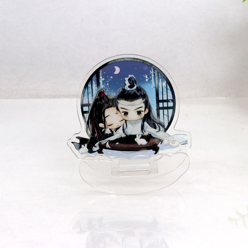 Standee lắc lư Tiêu Chiến Vương Nhất Bác