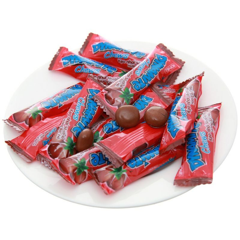 Kẹo nhai 3 viên Dynamite sô cô la hương bạc hà túi 125g