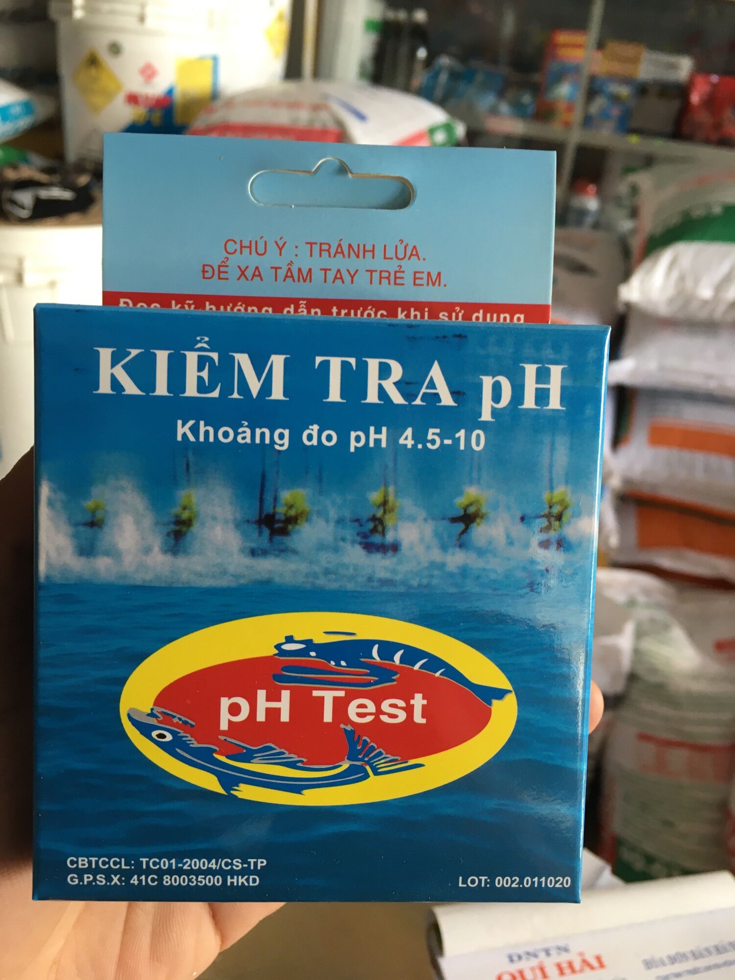 Test đo kiểm tra PH trong môi trường nước ao tôm cá thuỷ hải sản công ty thuỷ phước