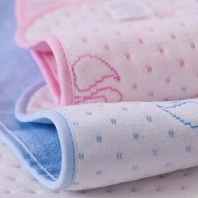 [HCM]5 tấm thảm lót chống thấm thay tả 4 lớp cho bé 30x30cm